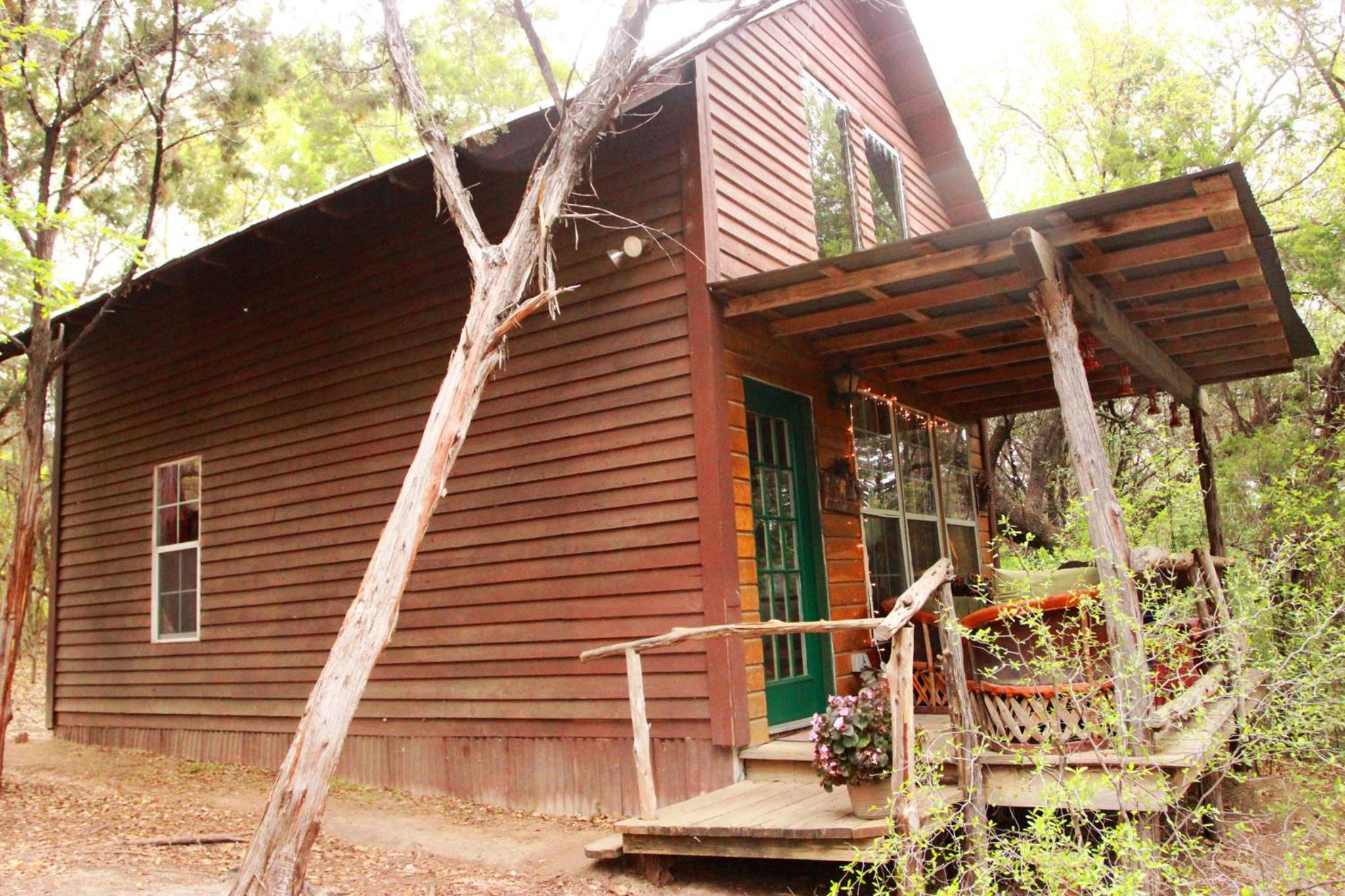 Marble Falls Vacations - The Firehouse at Creekside Camp Cabins - Property Image 14