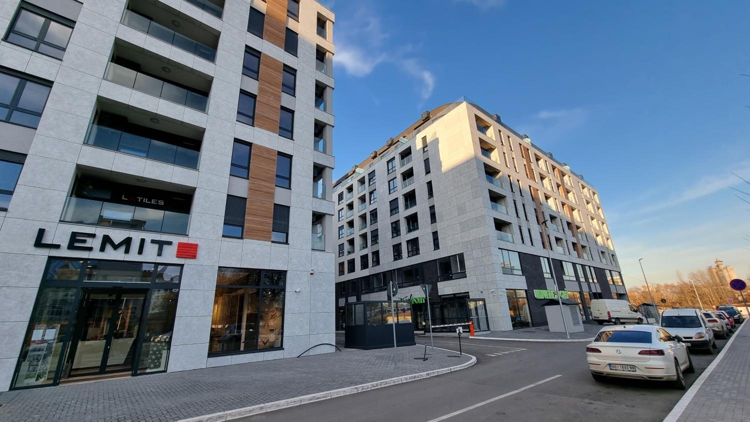 Alek Place