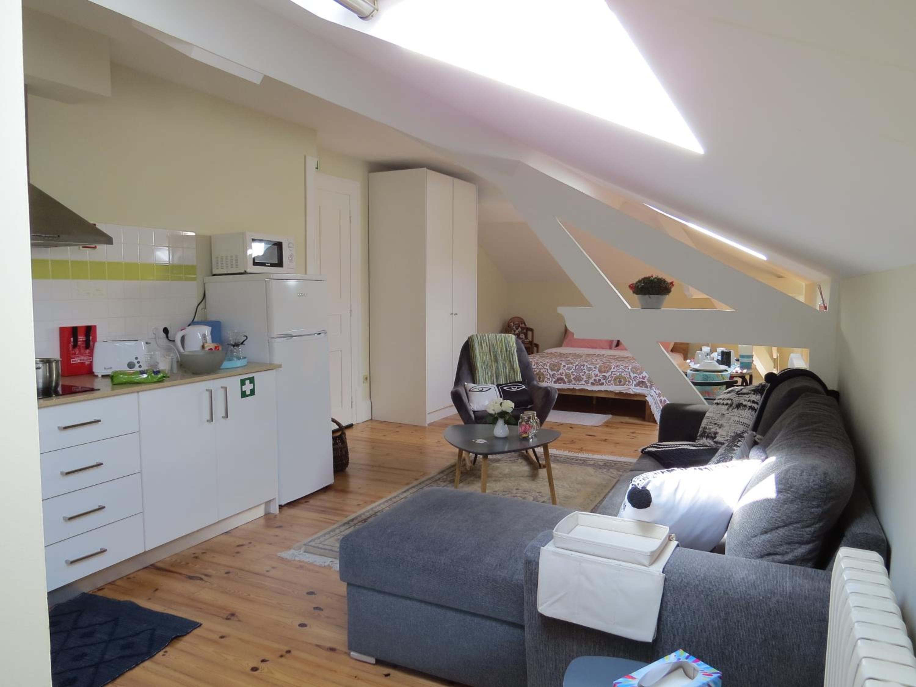Coimbra Vacations - Sky Accommodations Rome Studio - Property Image 26