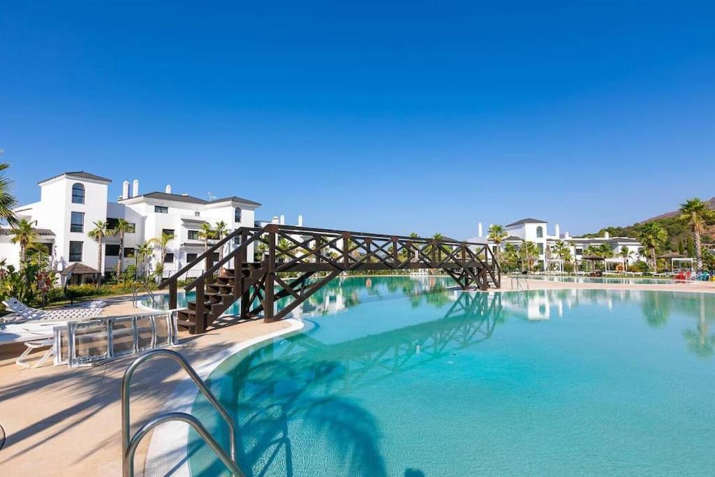 Estepona Hills Luxury Resort Apartment