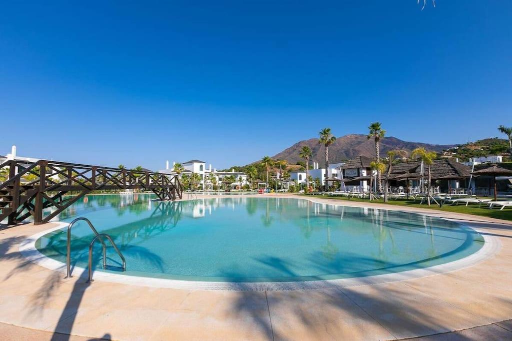 Estepona Hills Luxury Resort Apartment
