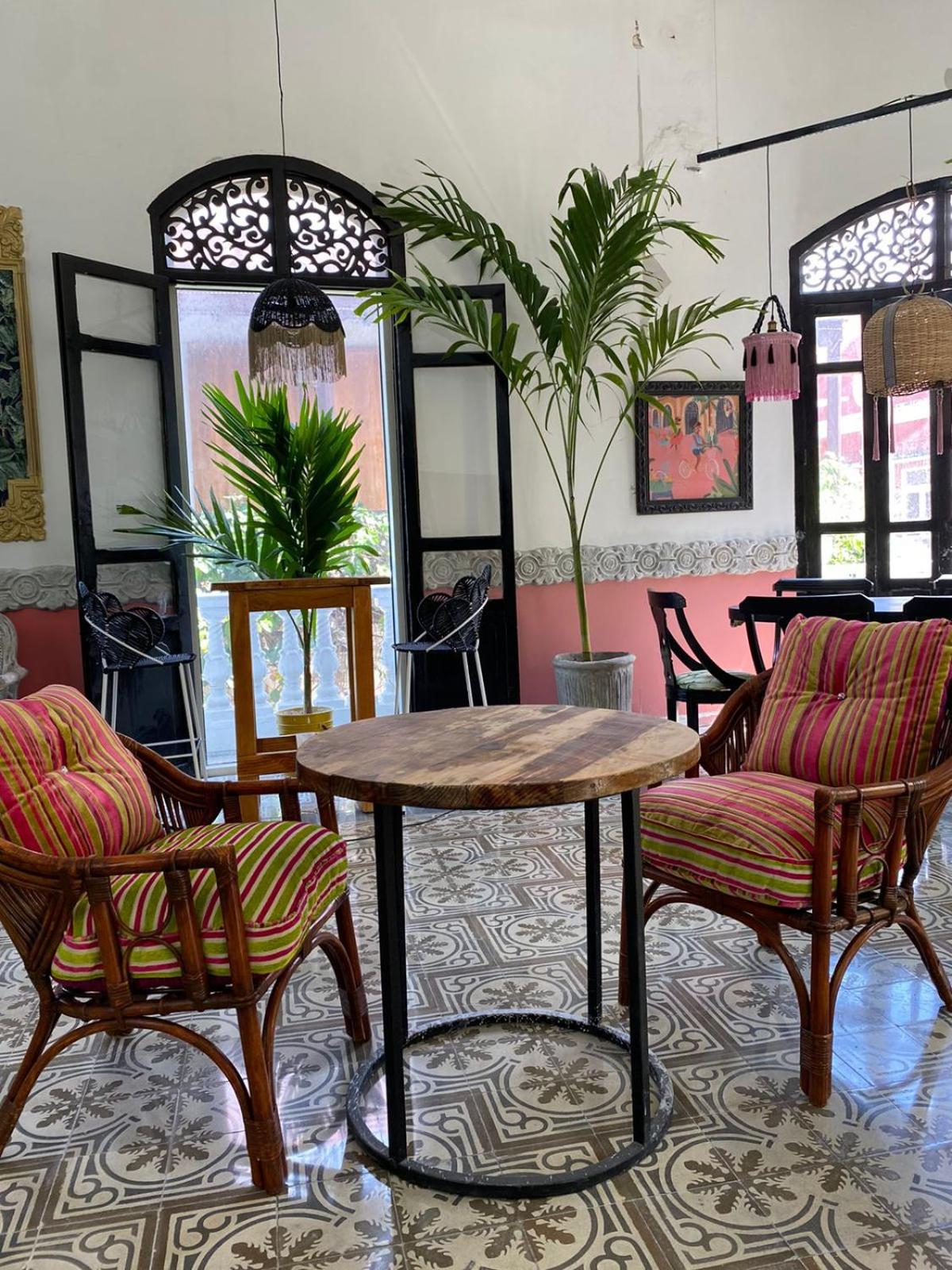 Al Alma Apart-Suites