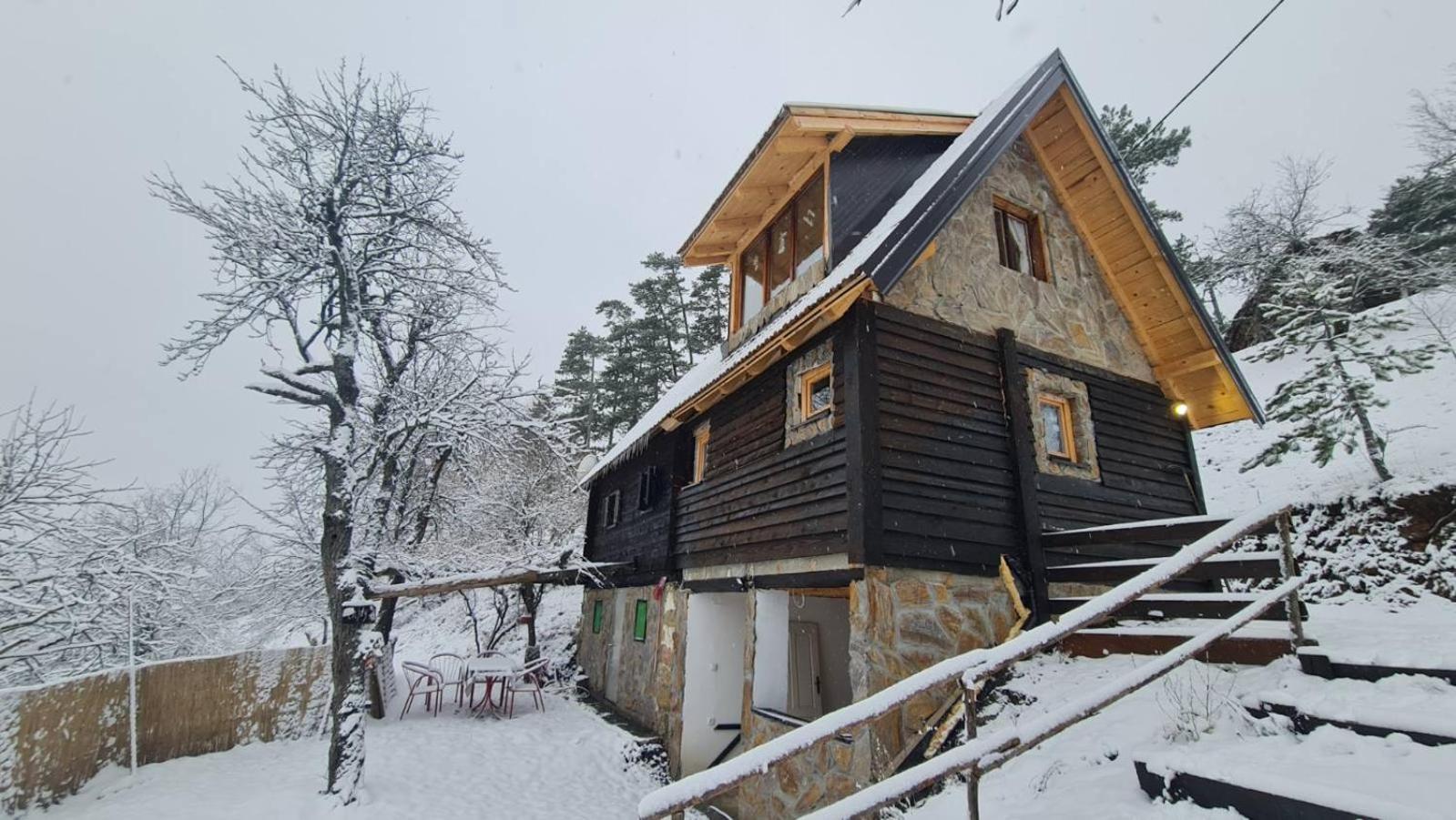 Photo 27