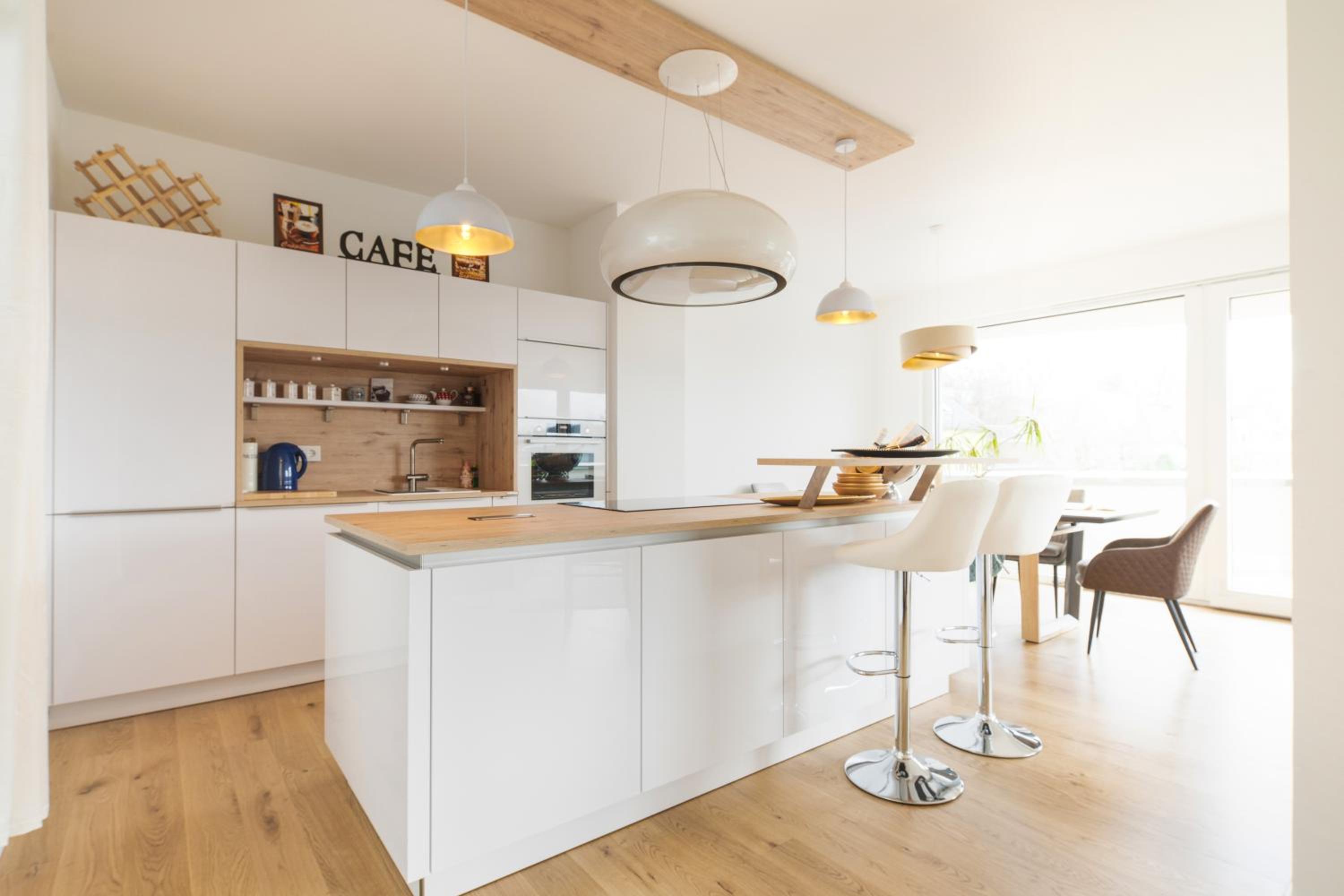 Gästezimmer in Dresden mit Dach-Terrasse, Wohnbereich und Küche