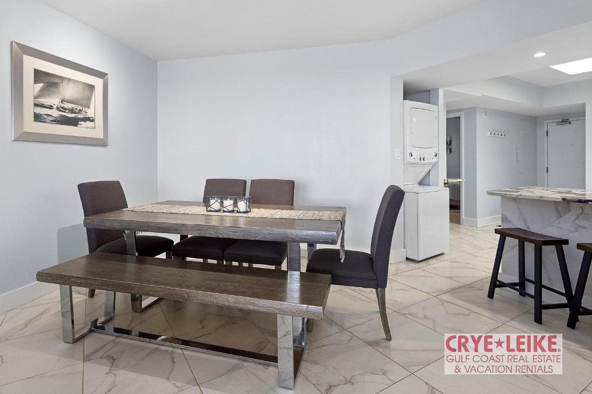 Windward Pointe 1402 view 5