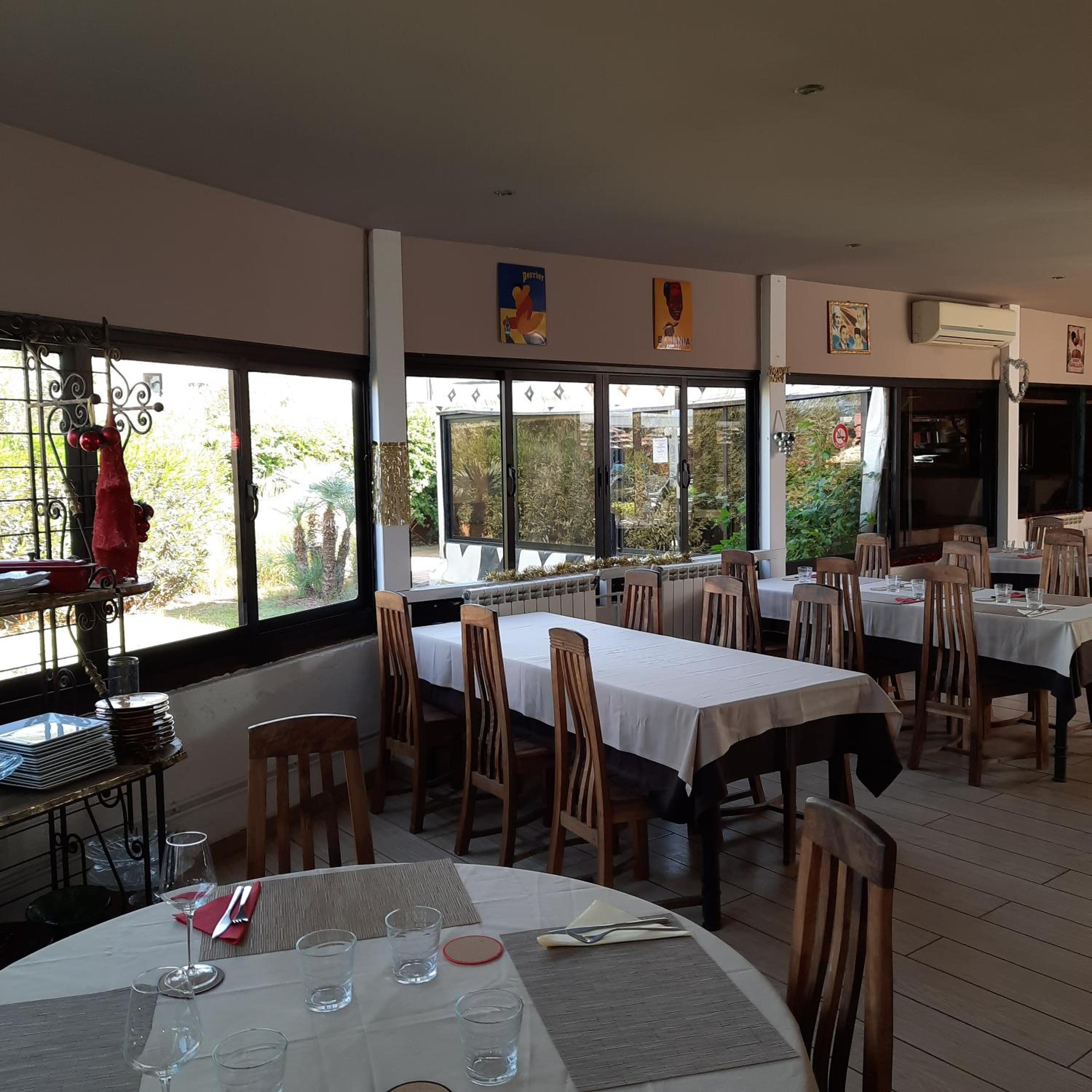 restaurant