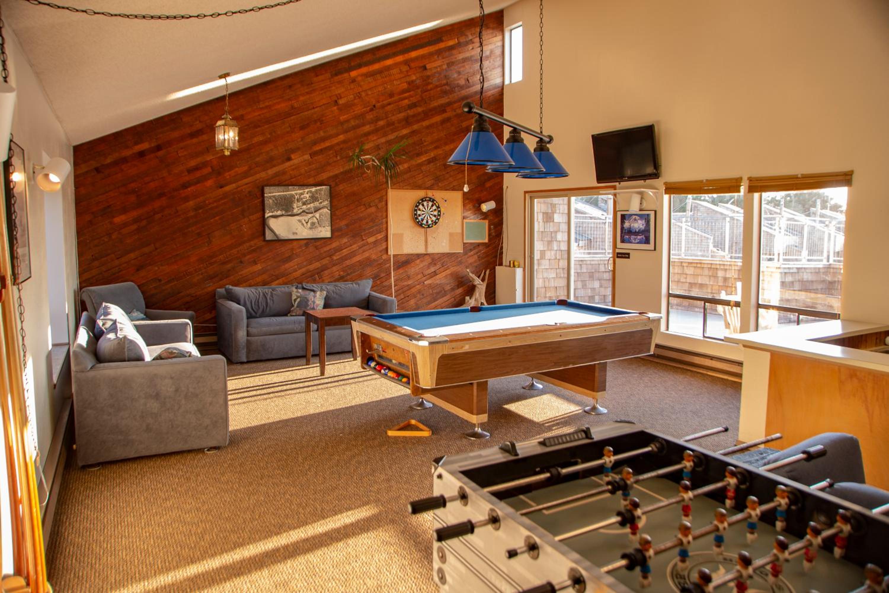 Surfcrest Resort