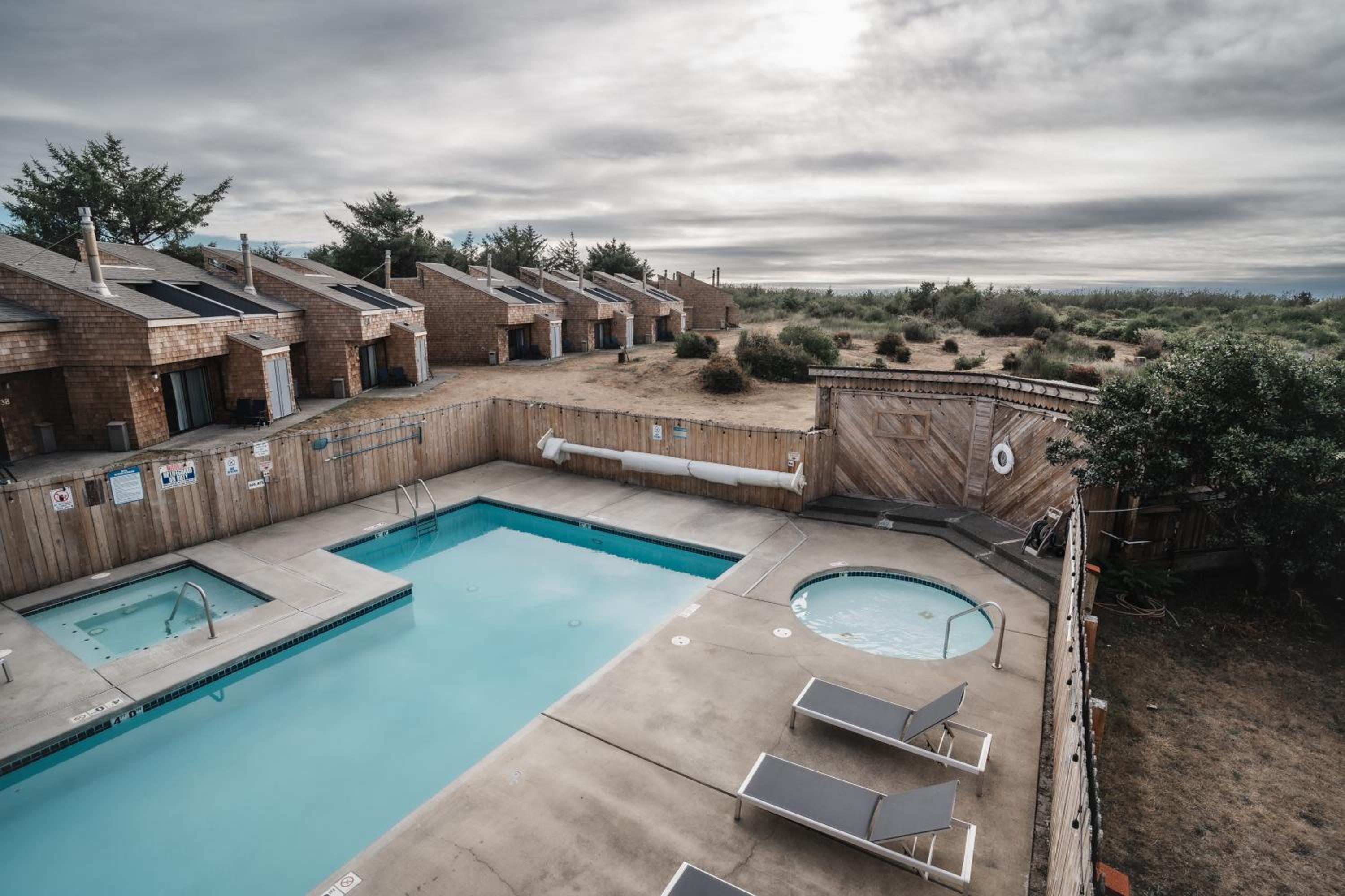 Surfcrest Resort
