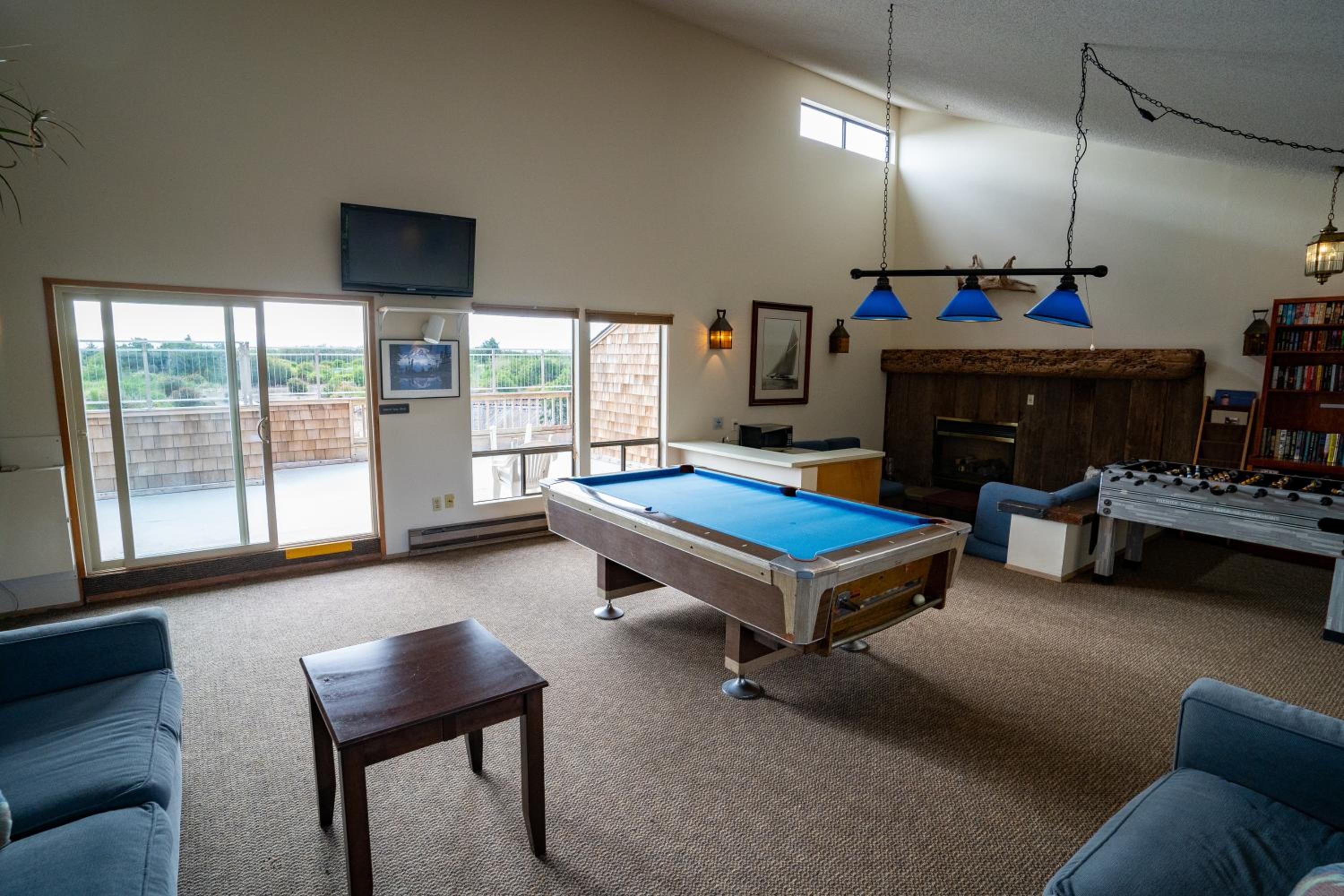 Surfcrest Resort