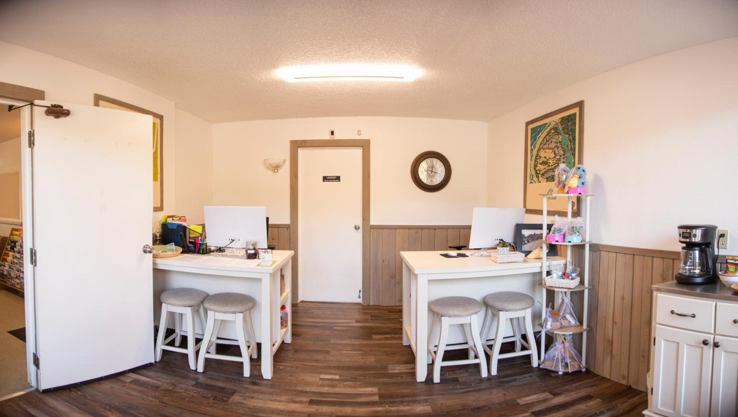 Surfcrest Resort