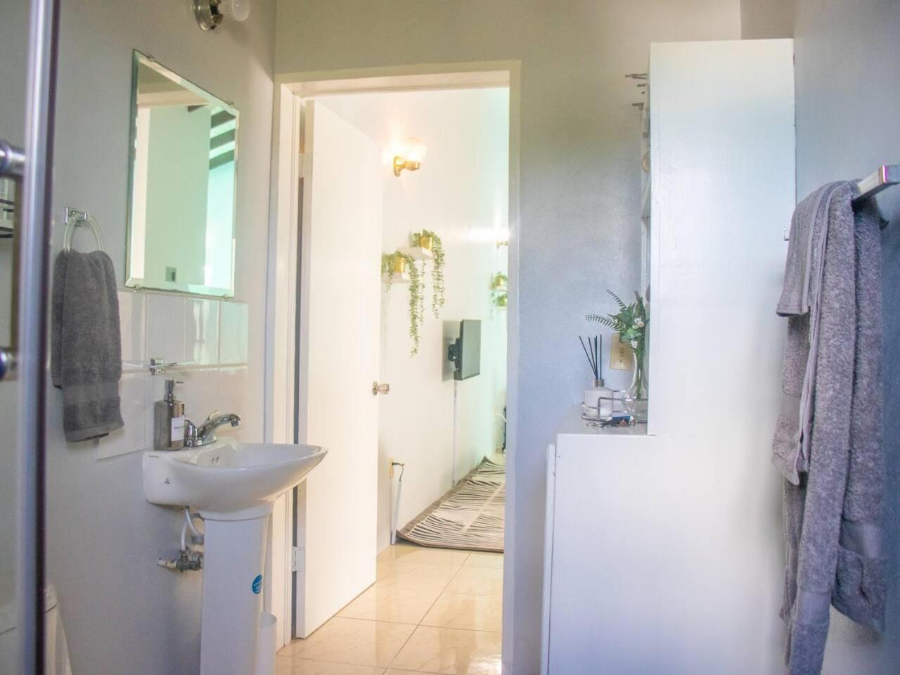 Stylish 2-Bed Sleeps 3 Cosy & Comfortable