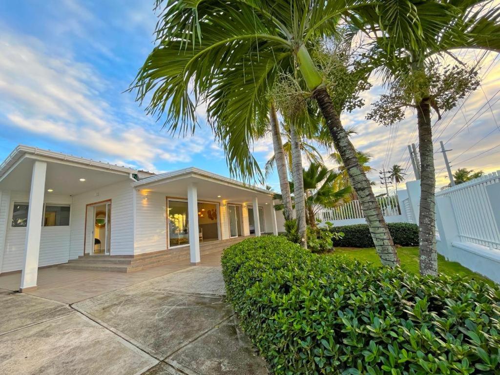 Zaba Beach House