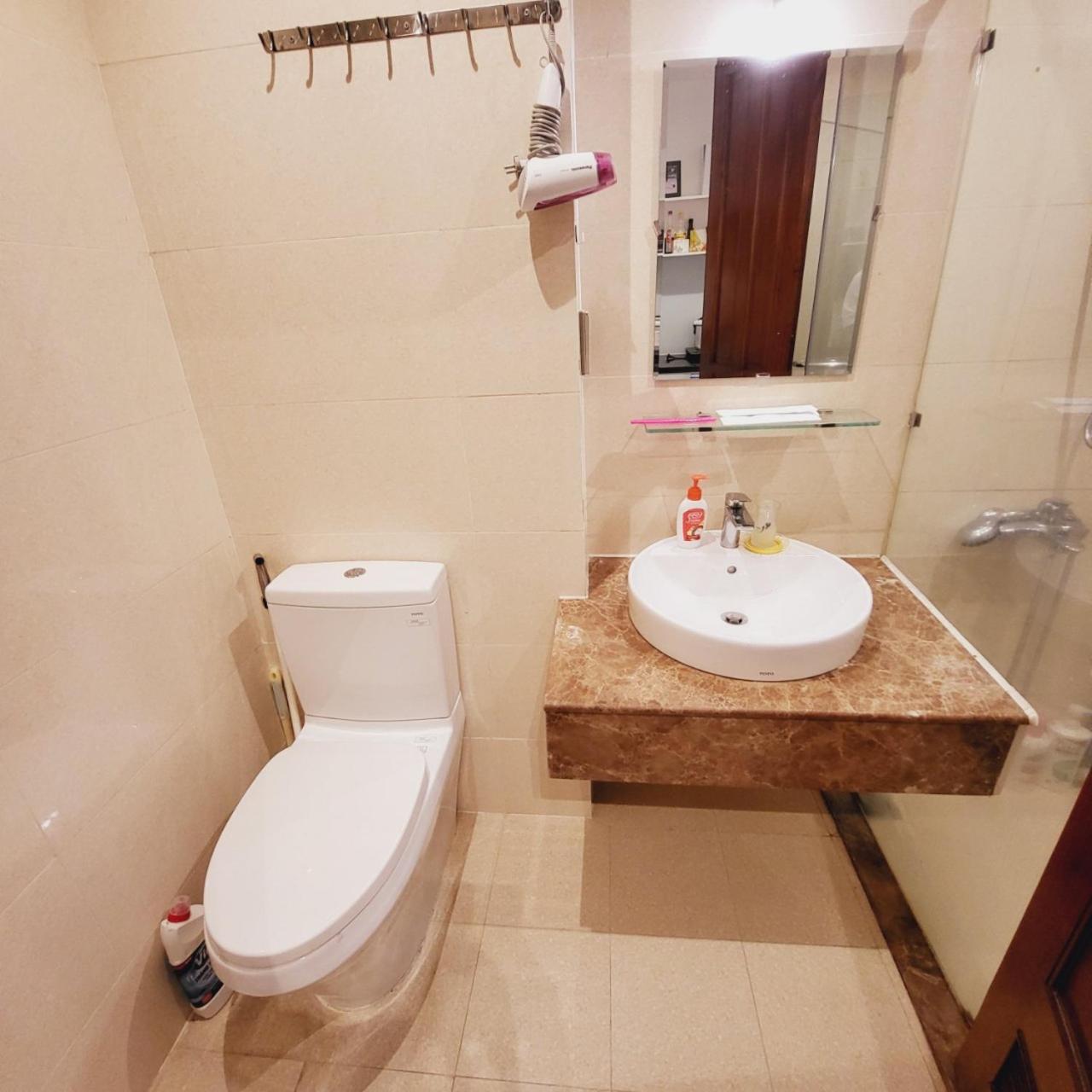 Austin Home Apartment Sky Center - Near Tan Son Nhat Airport