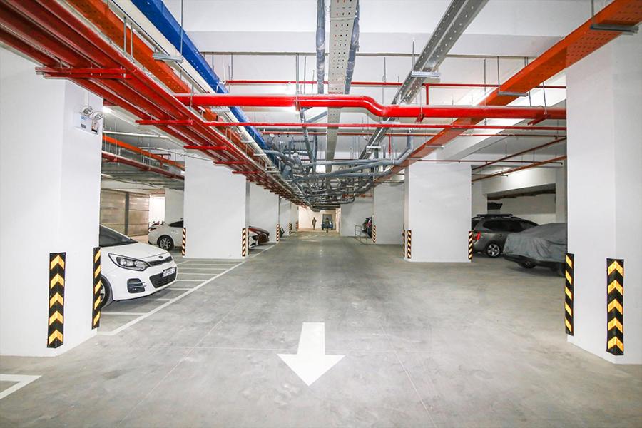 Austin Home Apartment Sky Center - Near Tan Son Nhat Airport