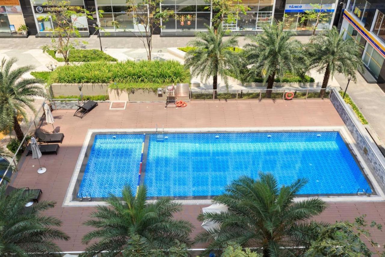 Austin Home Apartment Sky Center - Near Tan Son Nhat Airport