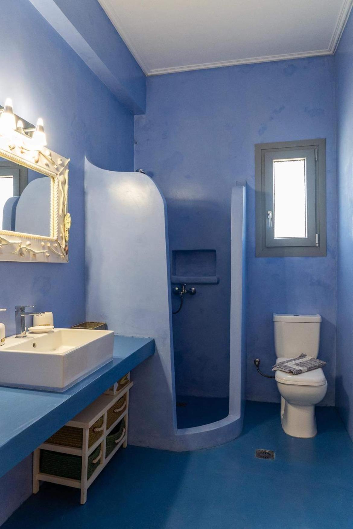 Villa Apostolis