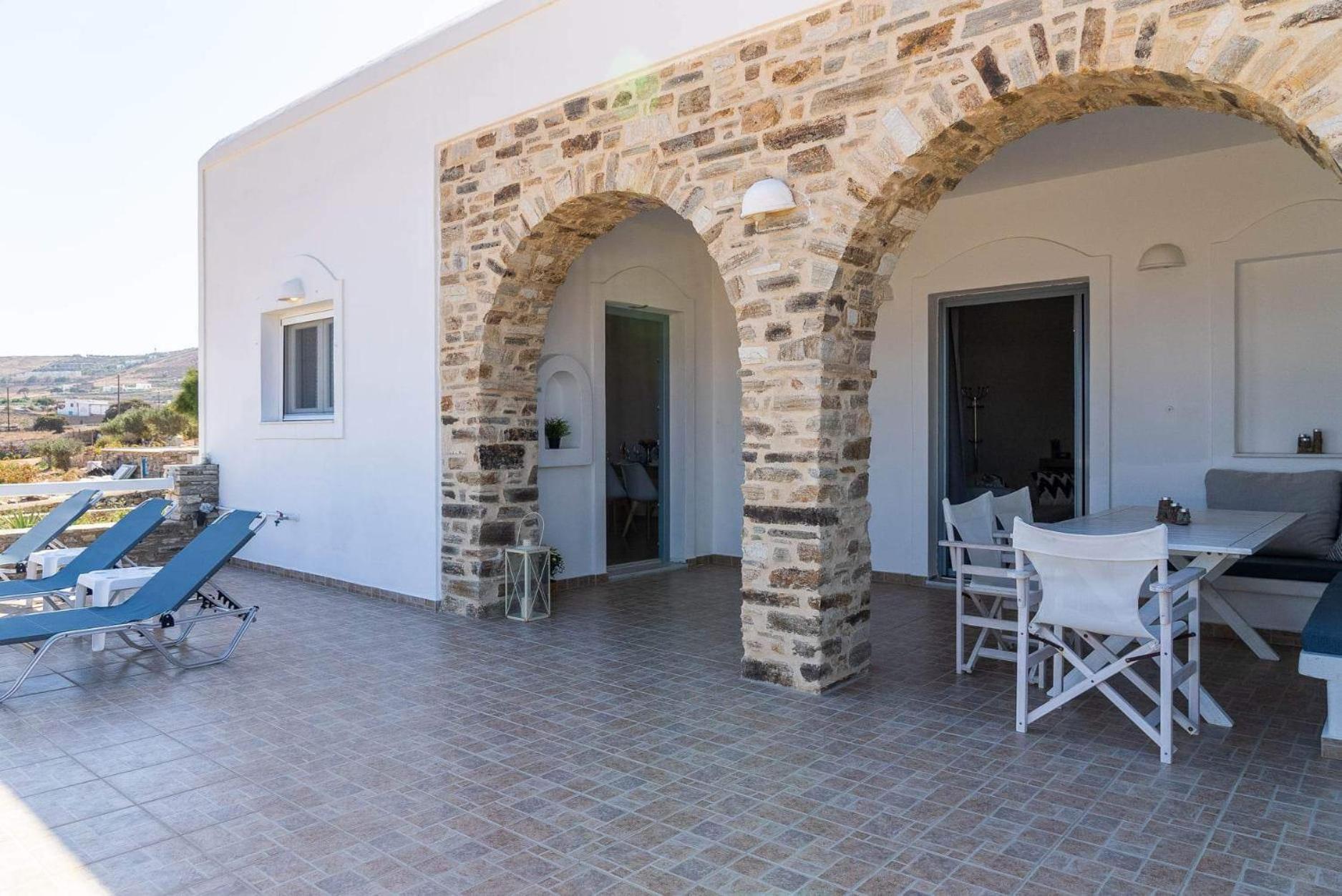 Villa Apostolis