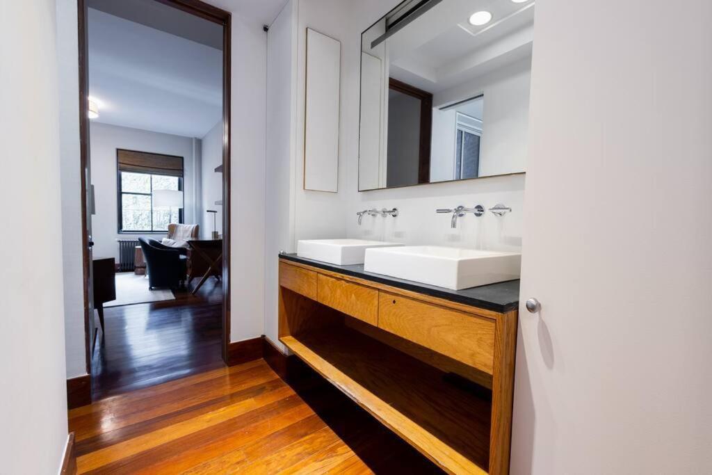 E10-3 3BR Designer Townhouse