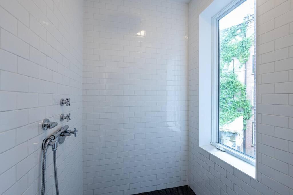 E10-3 3BR Designer Townhouse
