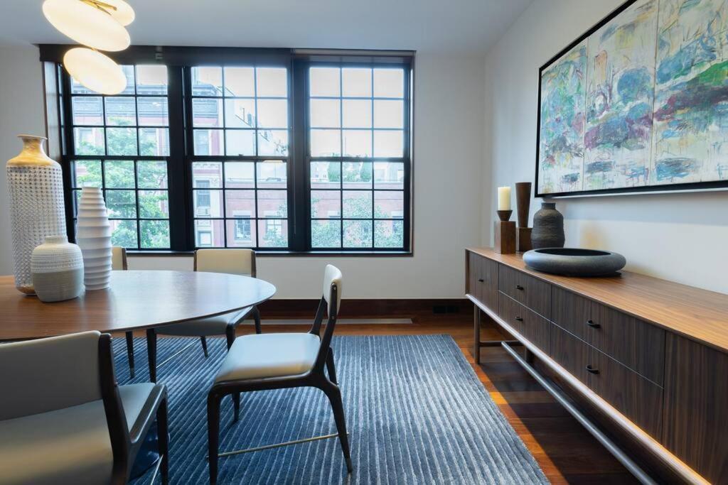 E10-3 3BR Designer Townhouse