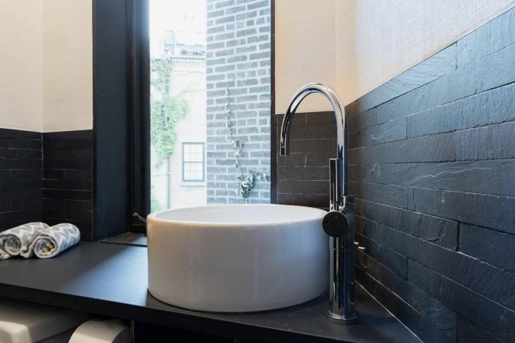E10-3 3BR Designer Townhouse