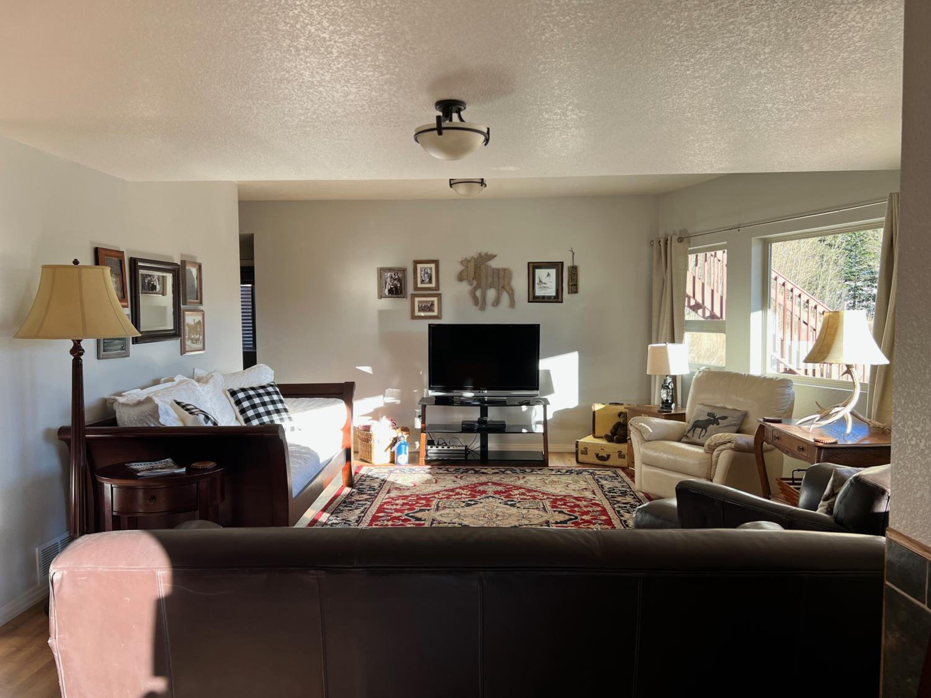 Meandering Moose Apartment Vacation Rental view 5