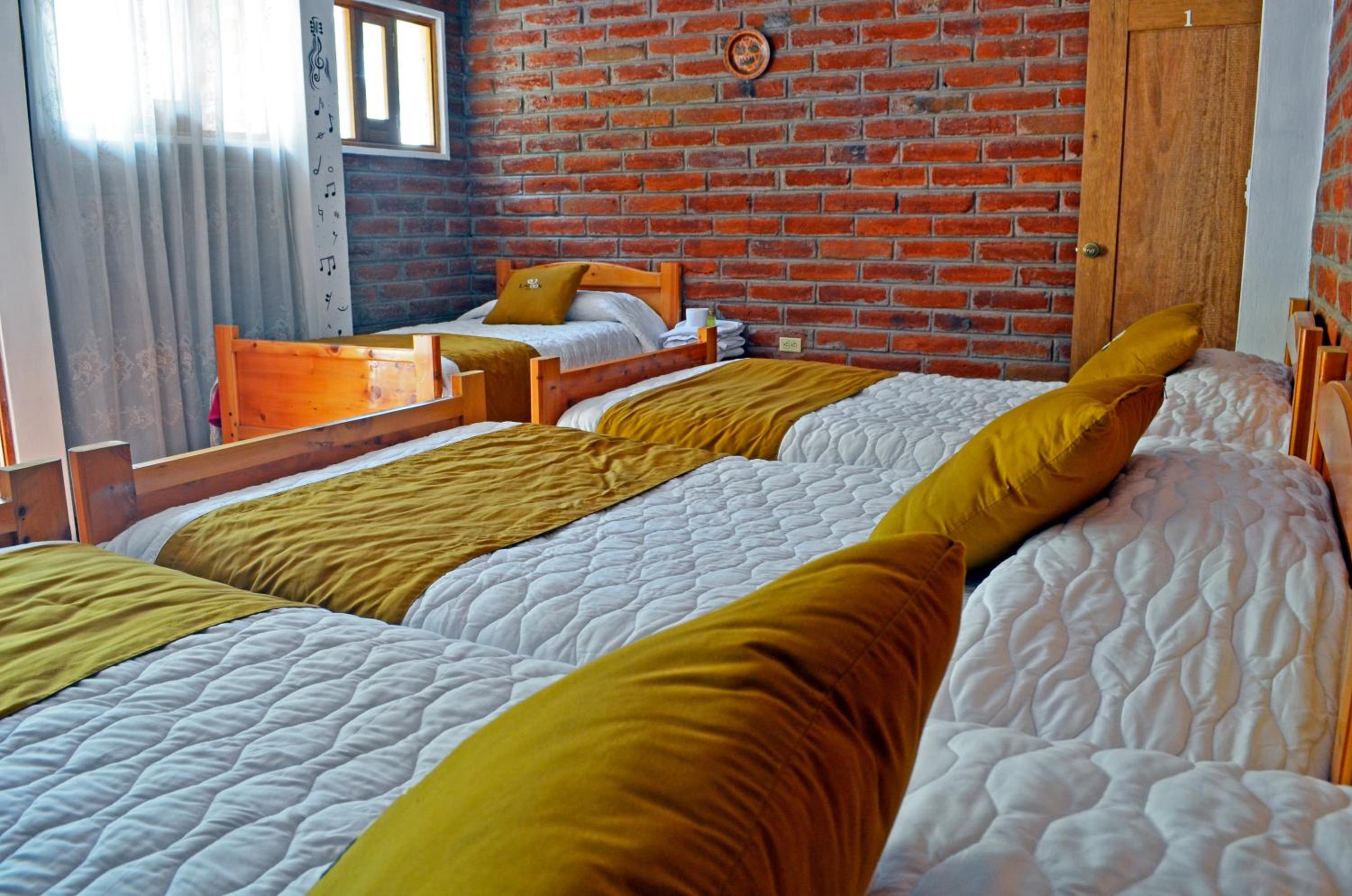 Lagoon Hotel Chugchilan