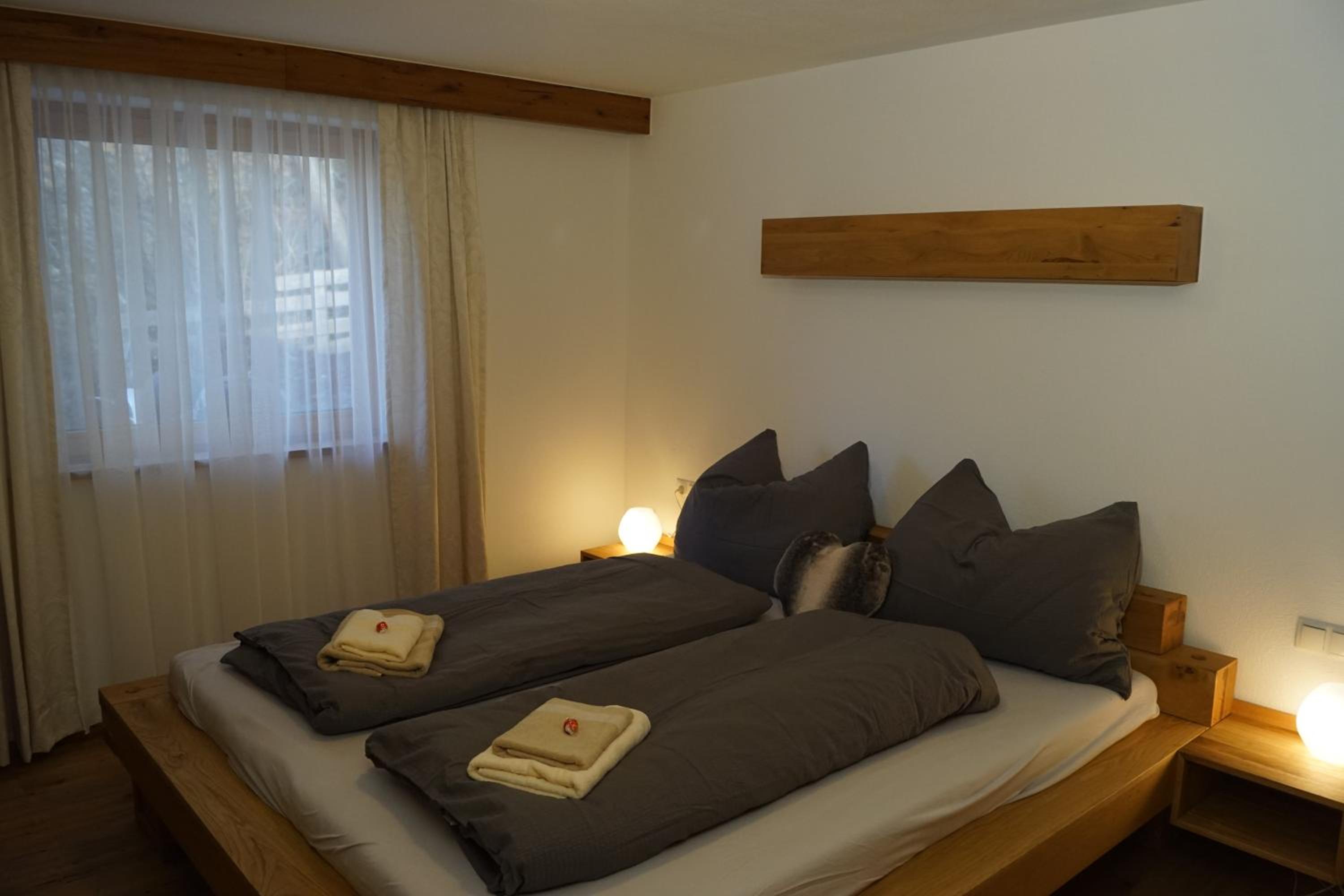 Apartment Wasserfall im Zillertal - Oasis of Peace with Panoramic Terrace, near Fügen