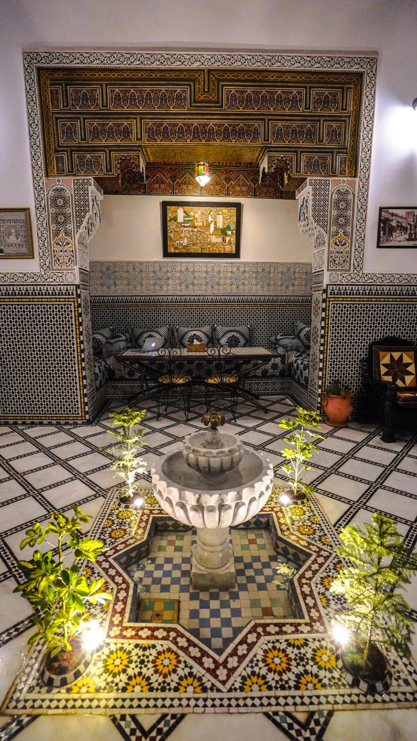 lounge
