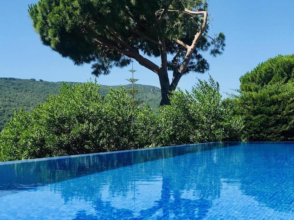 Villa Infinity by Costabravaway