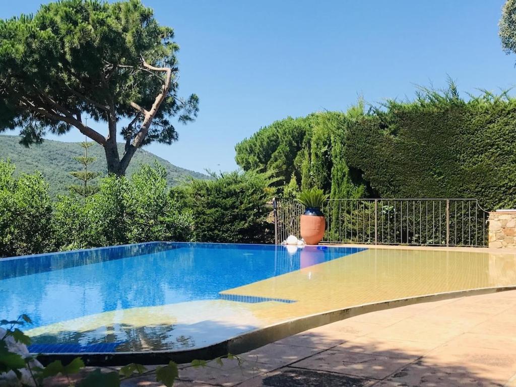 Villa Infinity by Costabravaway