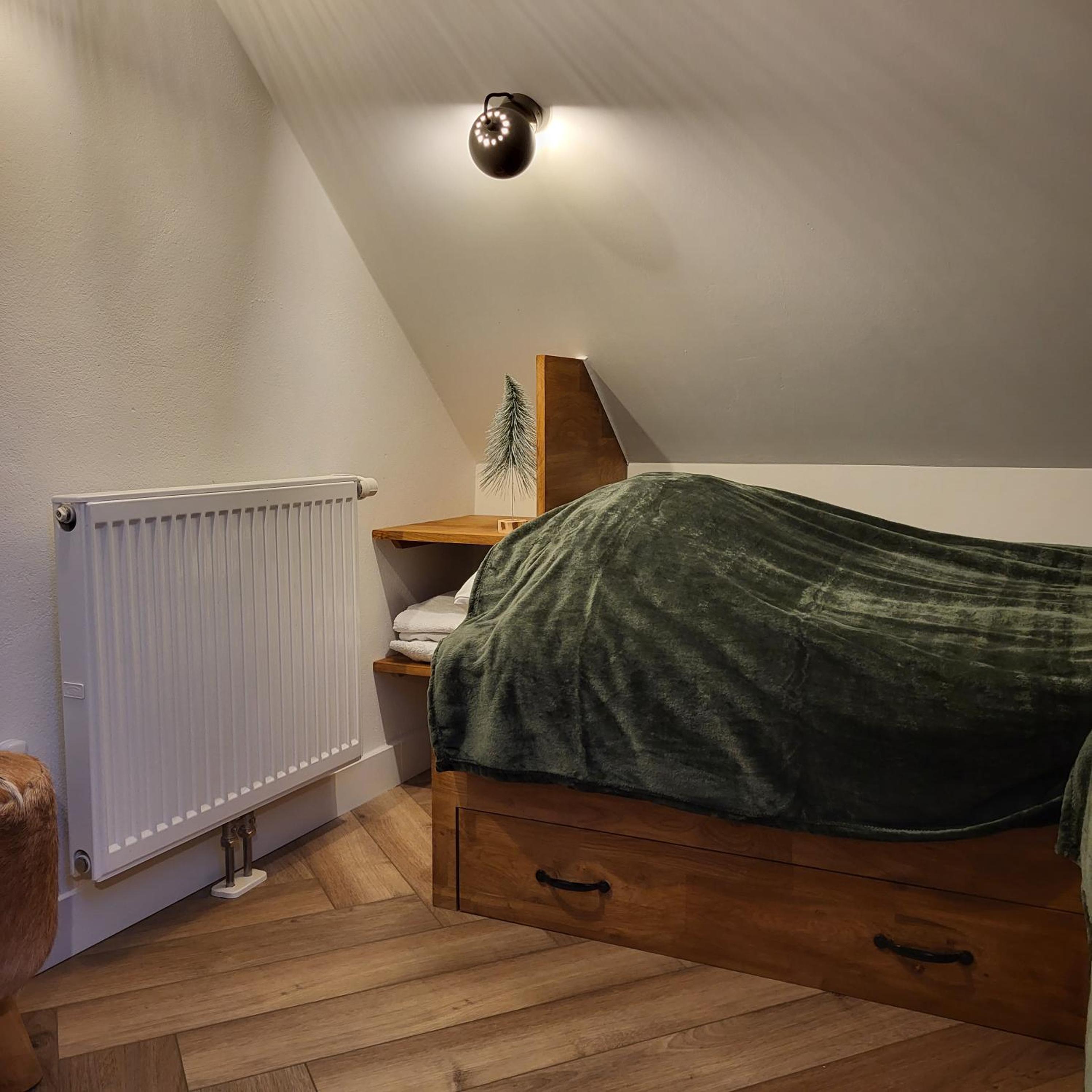 Diamond Forest - 8 Full Beds Summercard Included