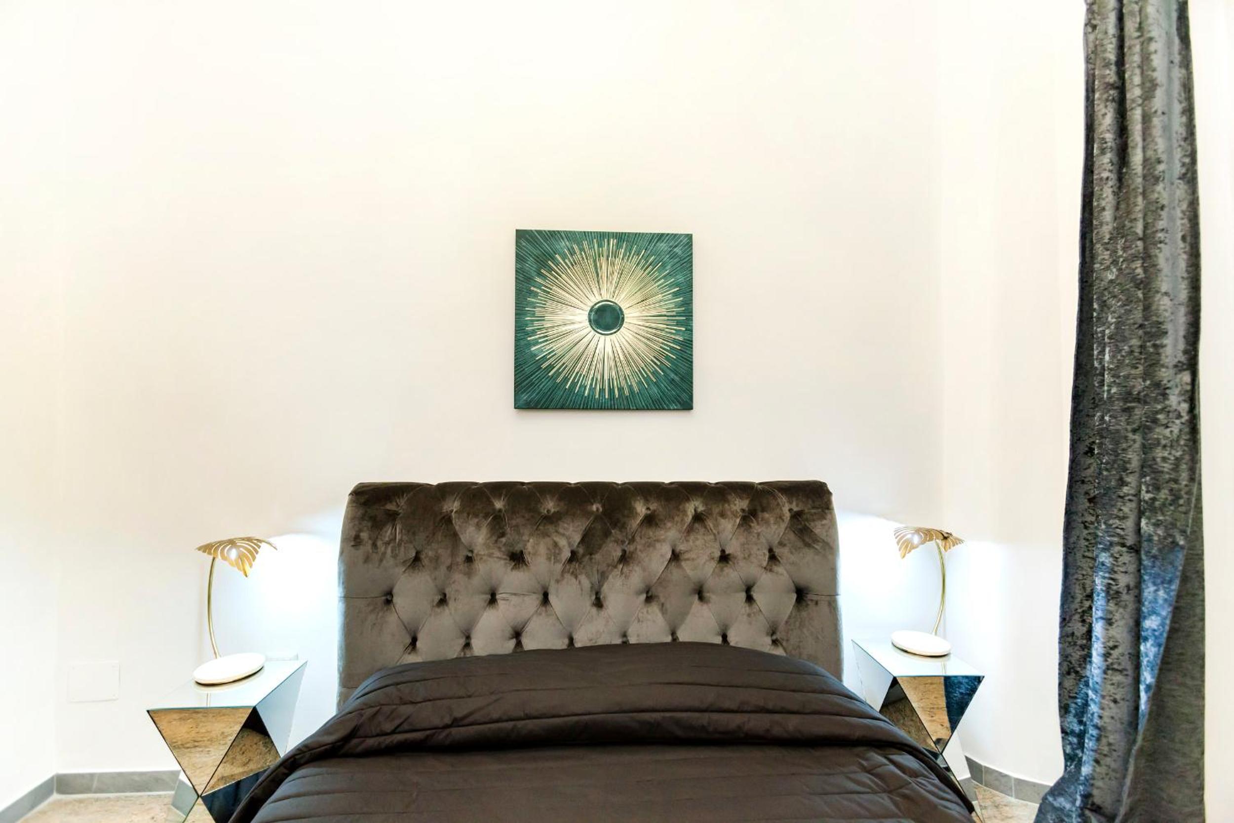 Navona Artist 7 APT