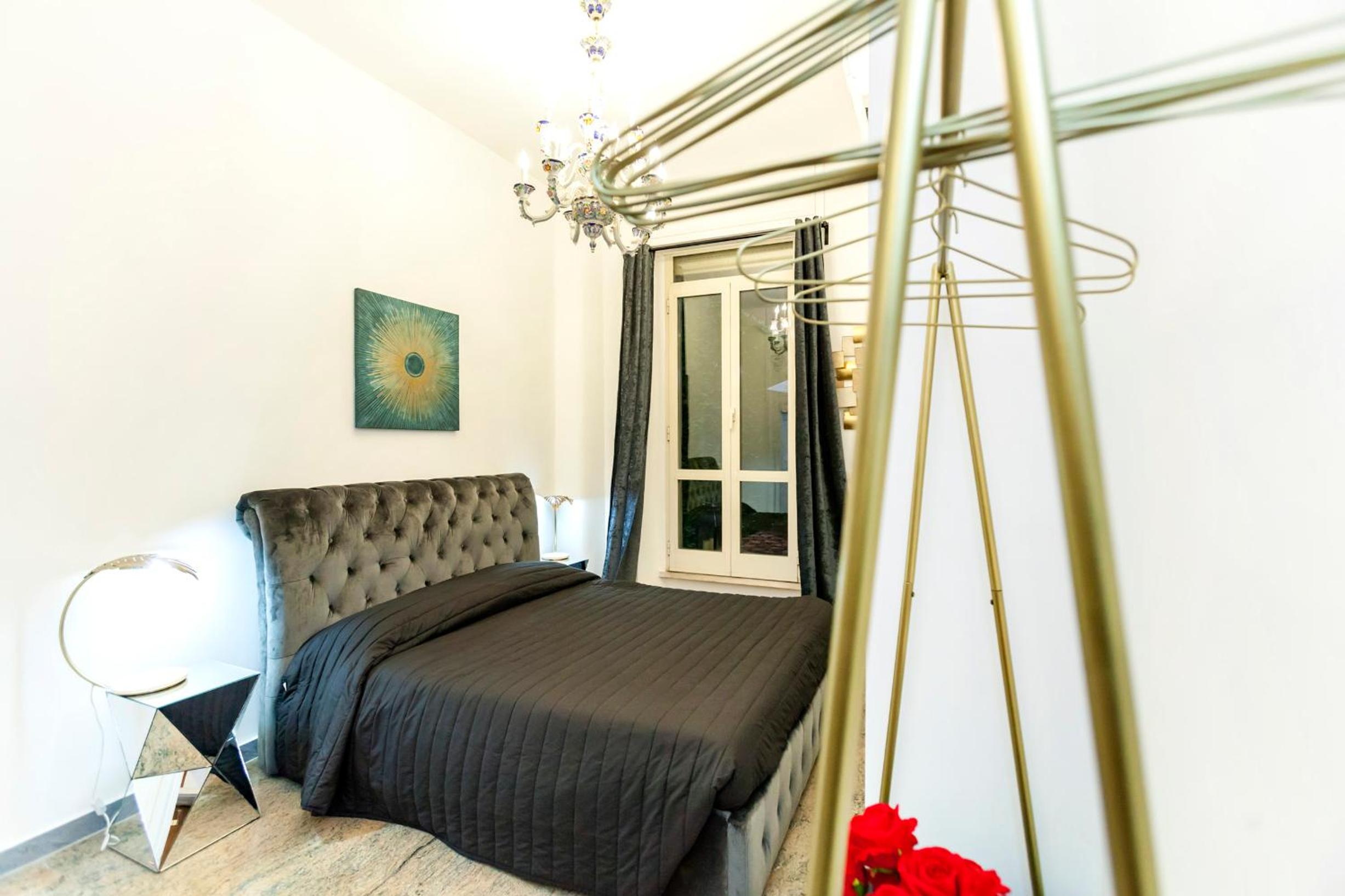 Navona Artist 7 APT