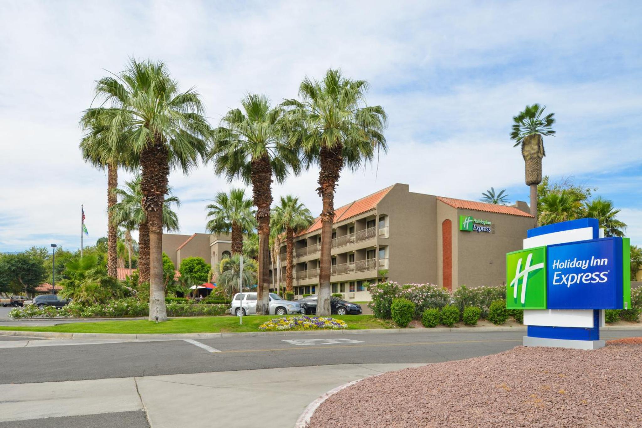 Hotel Holiday Inn Express Palm Desert, an IHG Hotel - Image 1