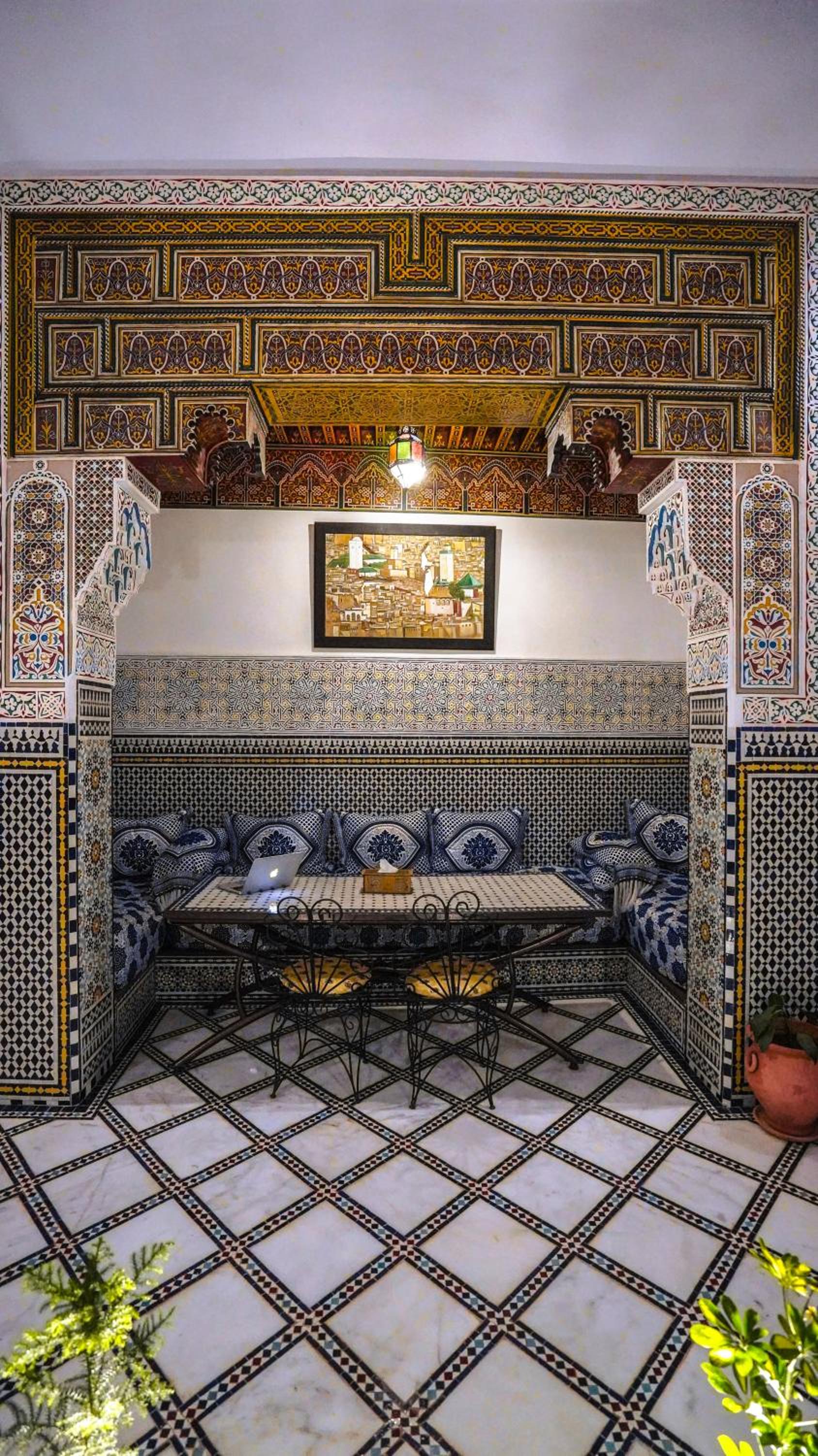 lounge