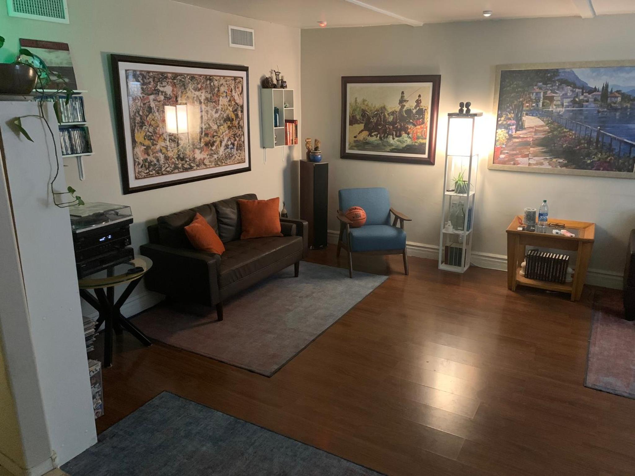 lounge