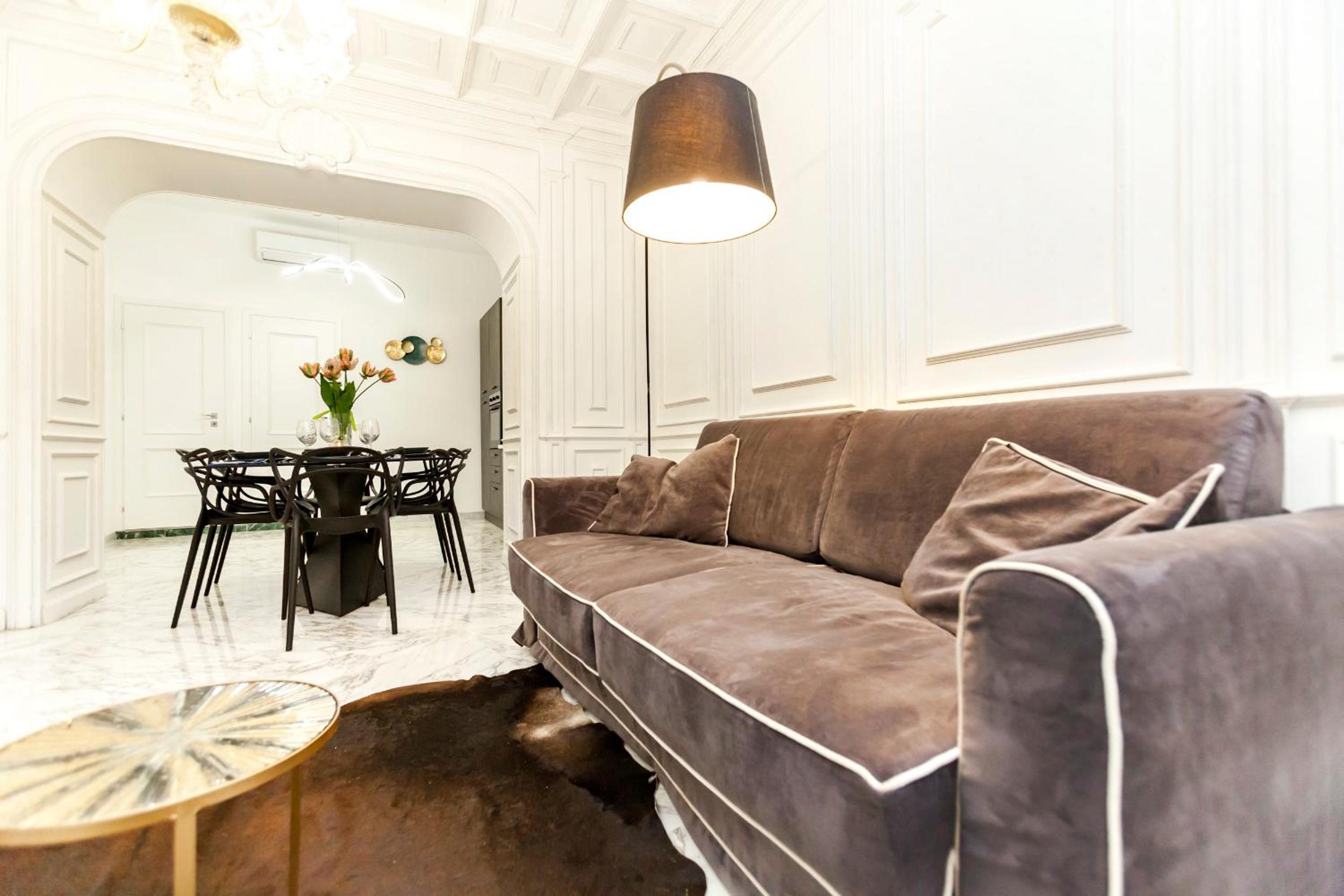 Navona Artist 10 APT