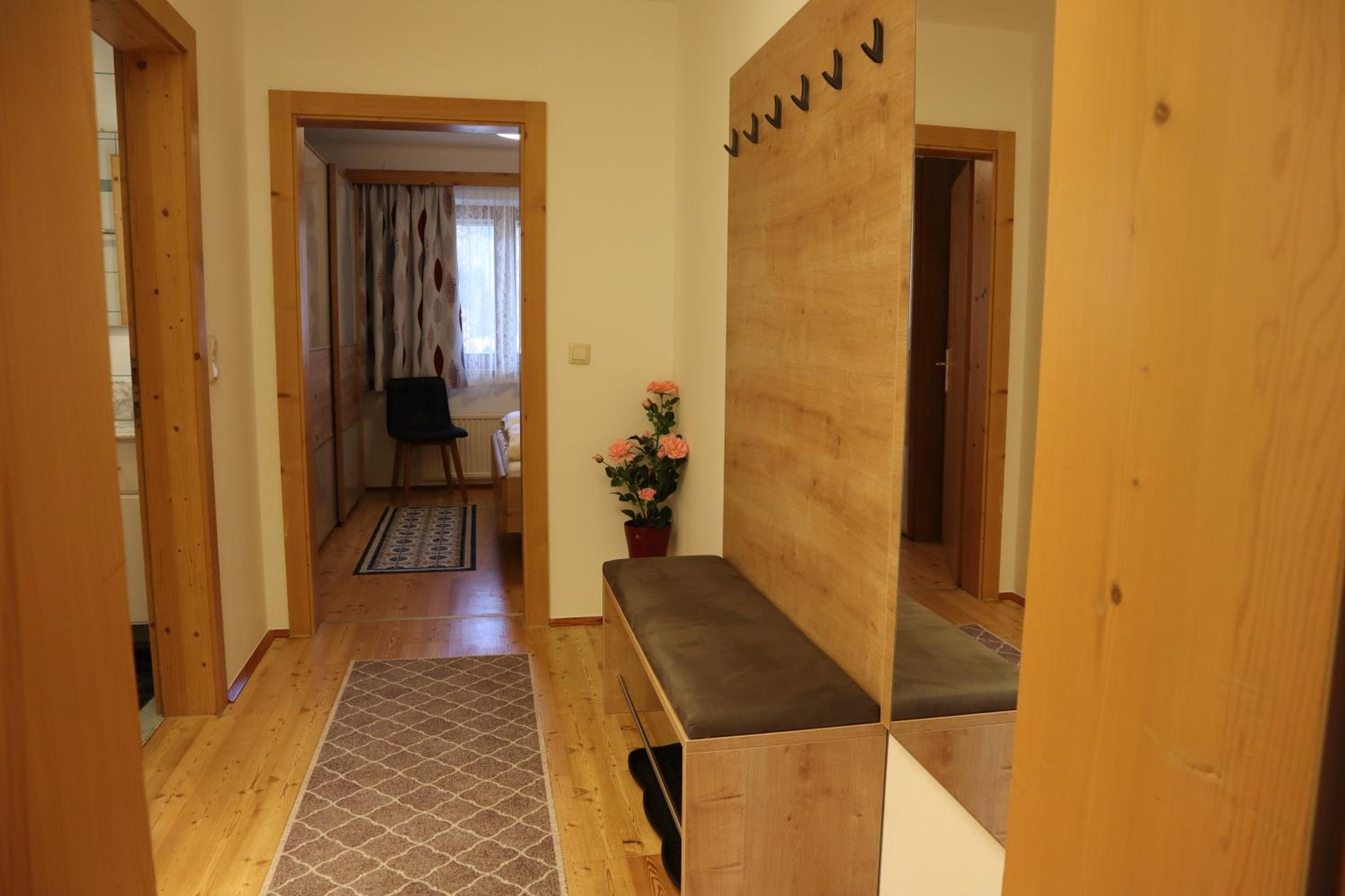 Landhaus-Appartements Warraich