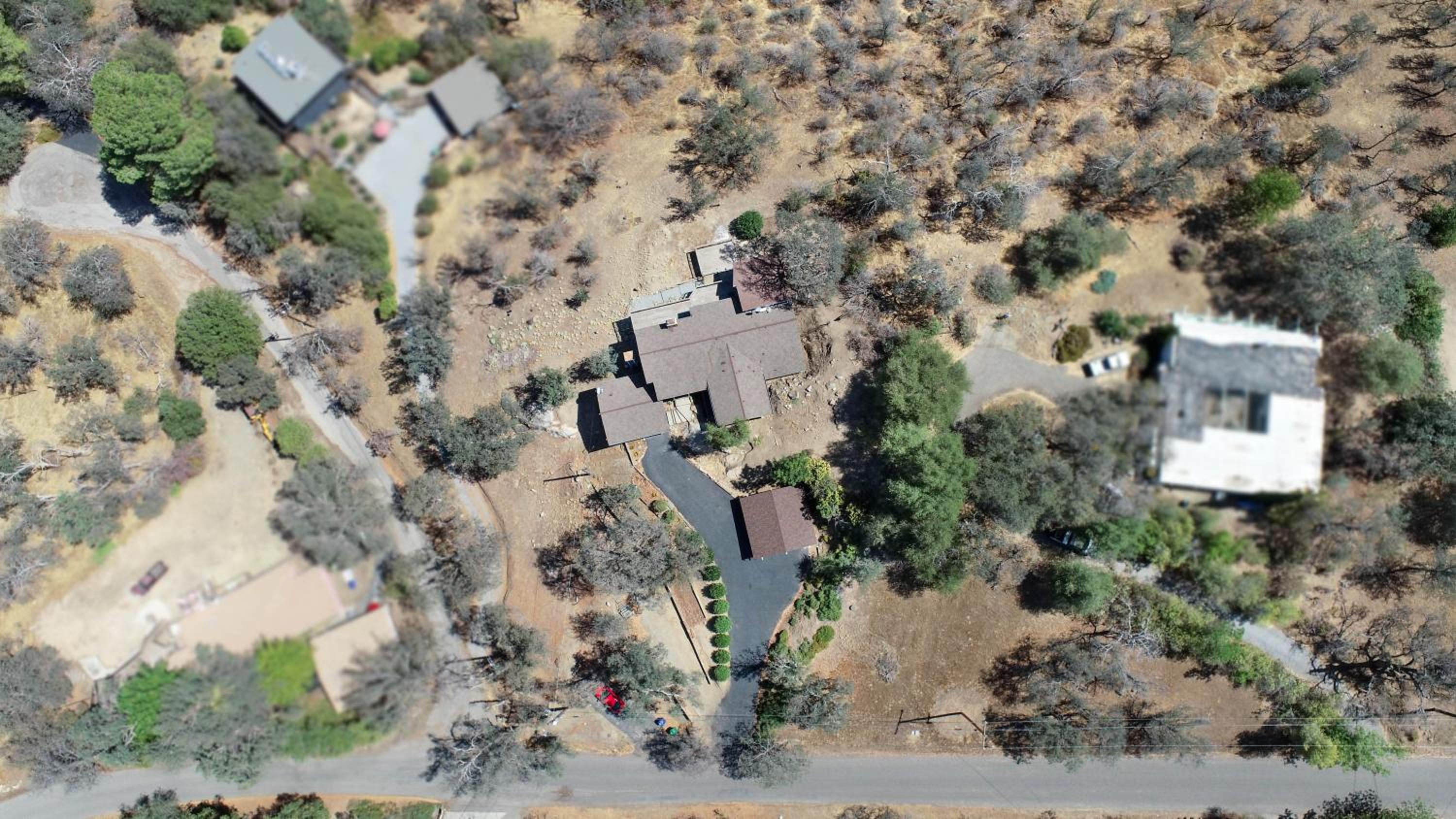 Mountain View, Hot Tub, Open Kitchen, 10m to Sequoia view 5