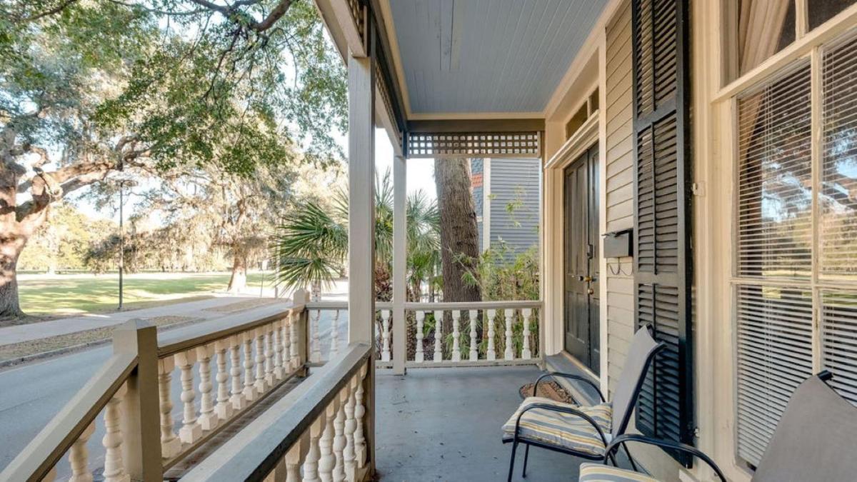 The Jepson Estate on Forsyth Park! view 5
