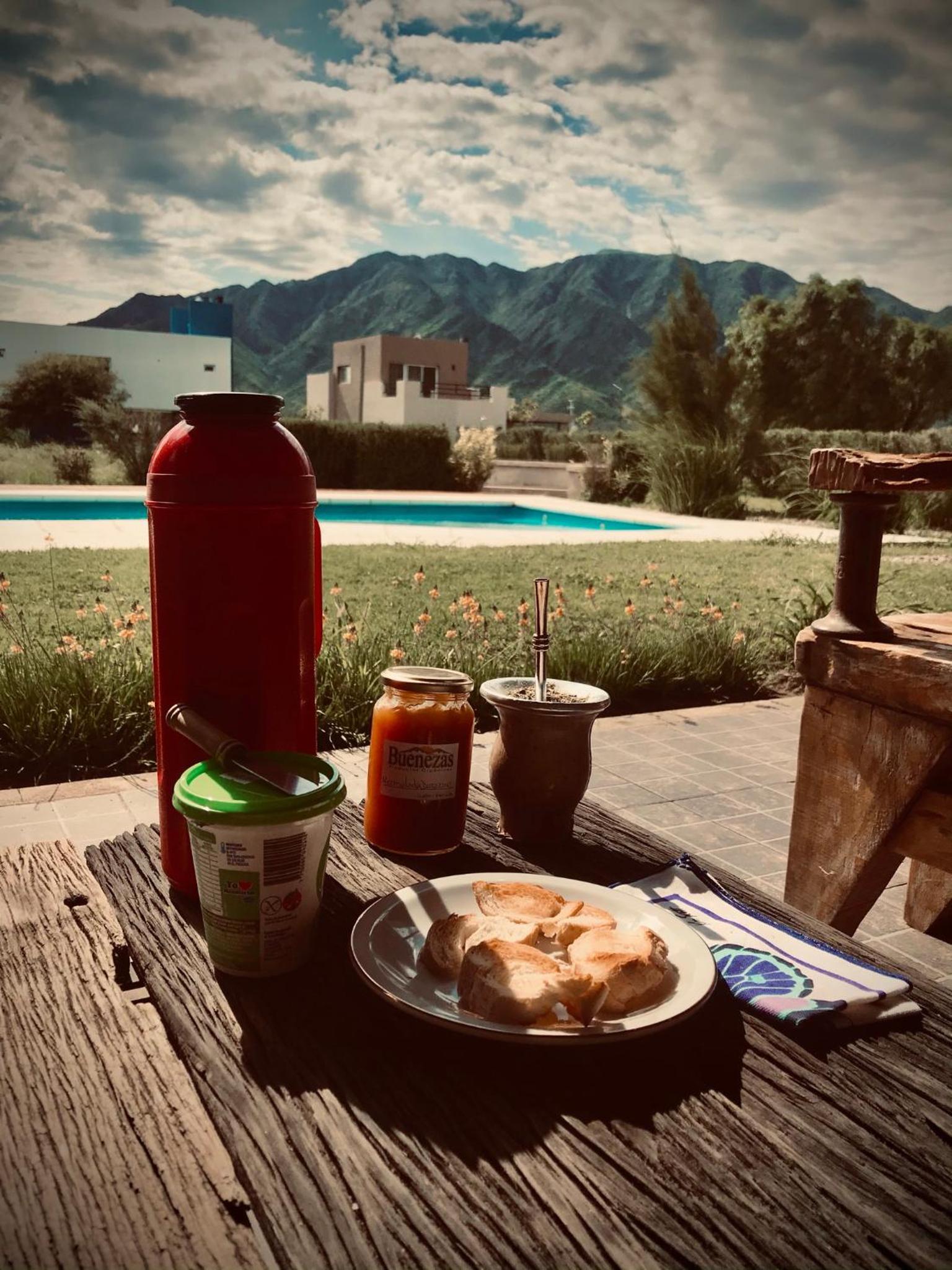La Americana, casa entre sierras