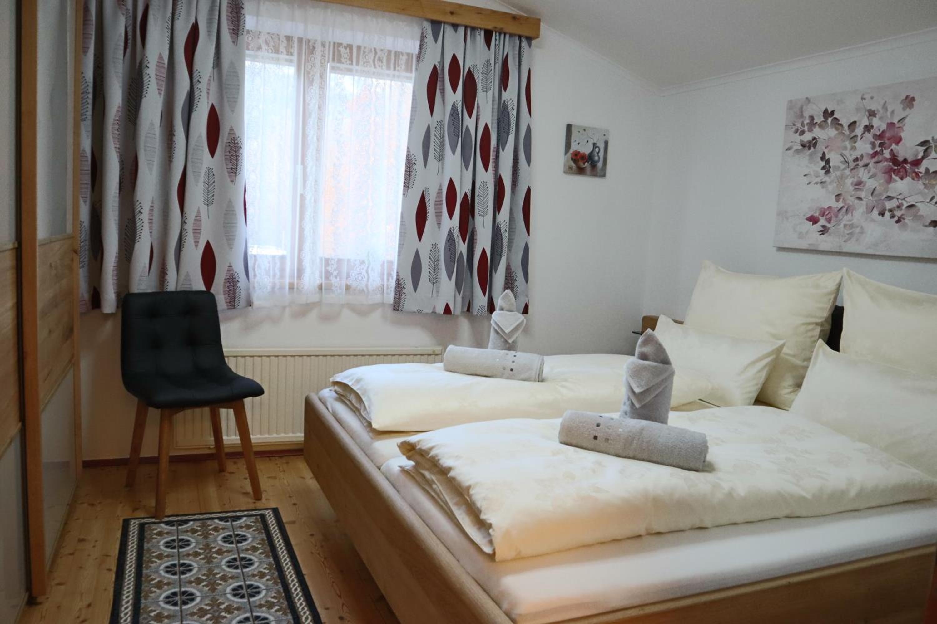 Landhaus-Appartements Warraich