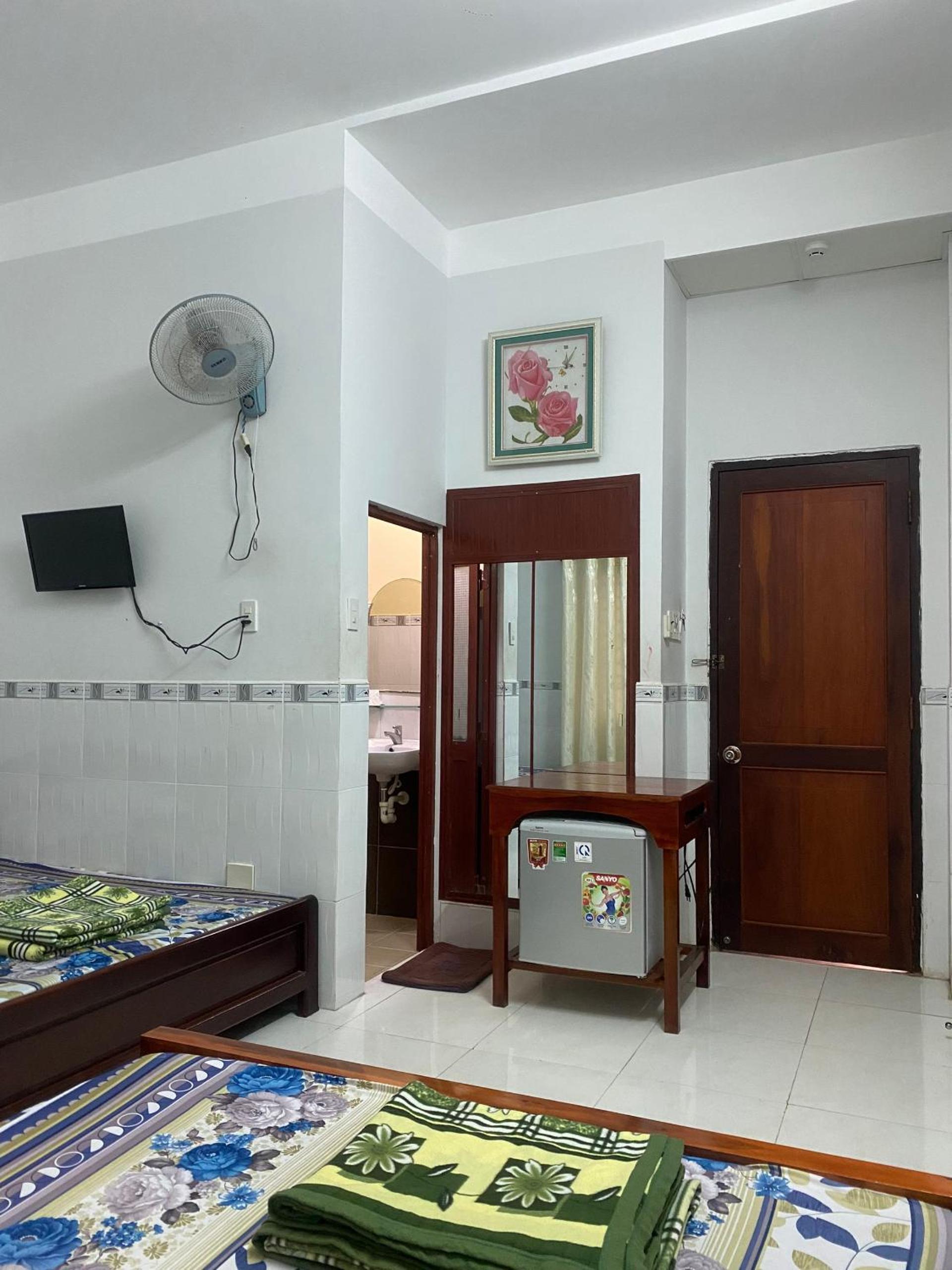 NHÀ NGHỈ NAM PHƯƠNG