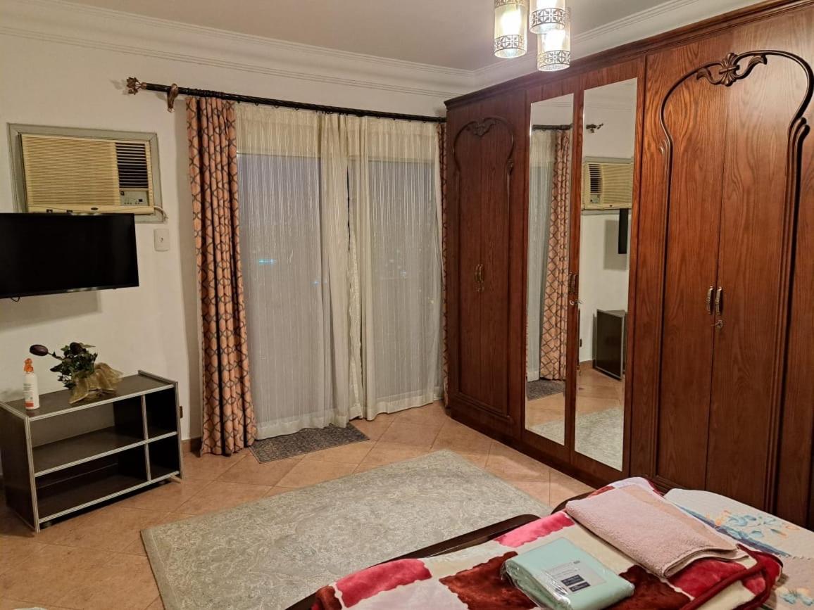 Three bedrooms apartment Nile view maadi