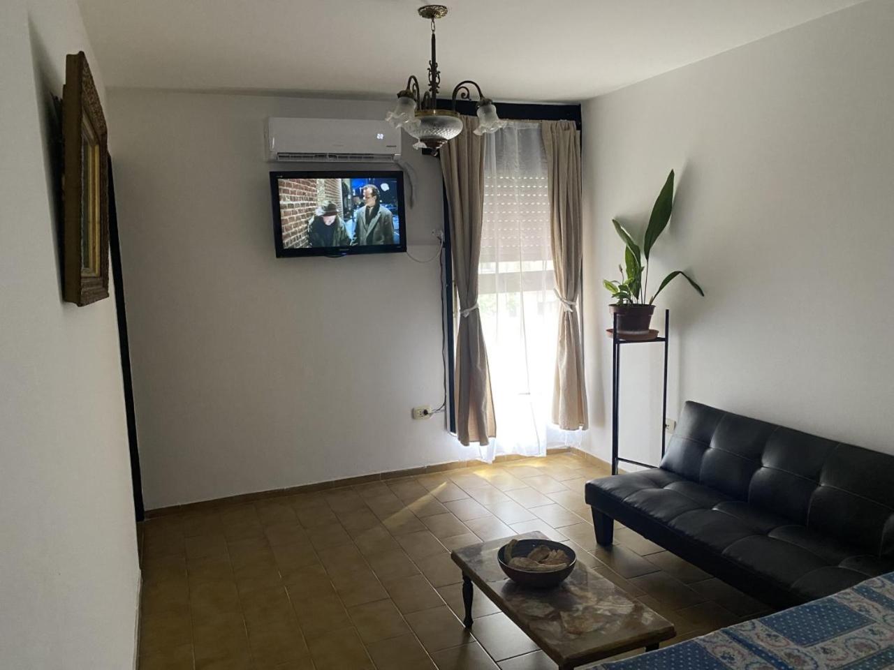 hermoso departamento en pleno centro de córdoba, zonas segur y tranquila