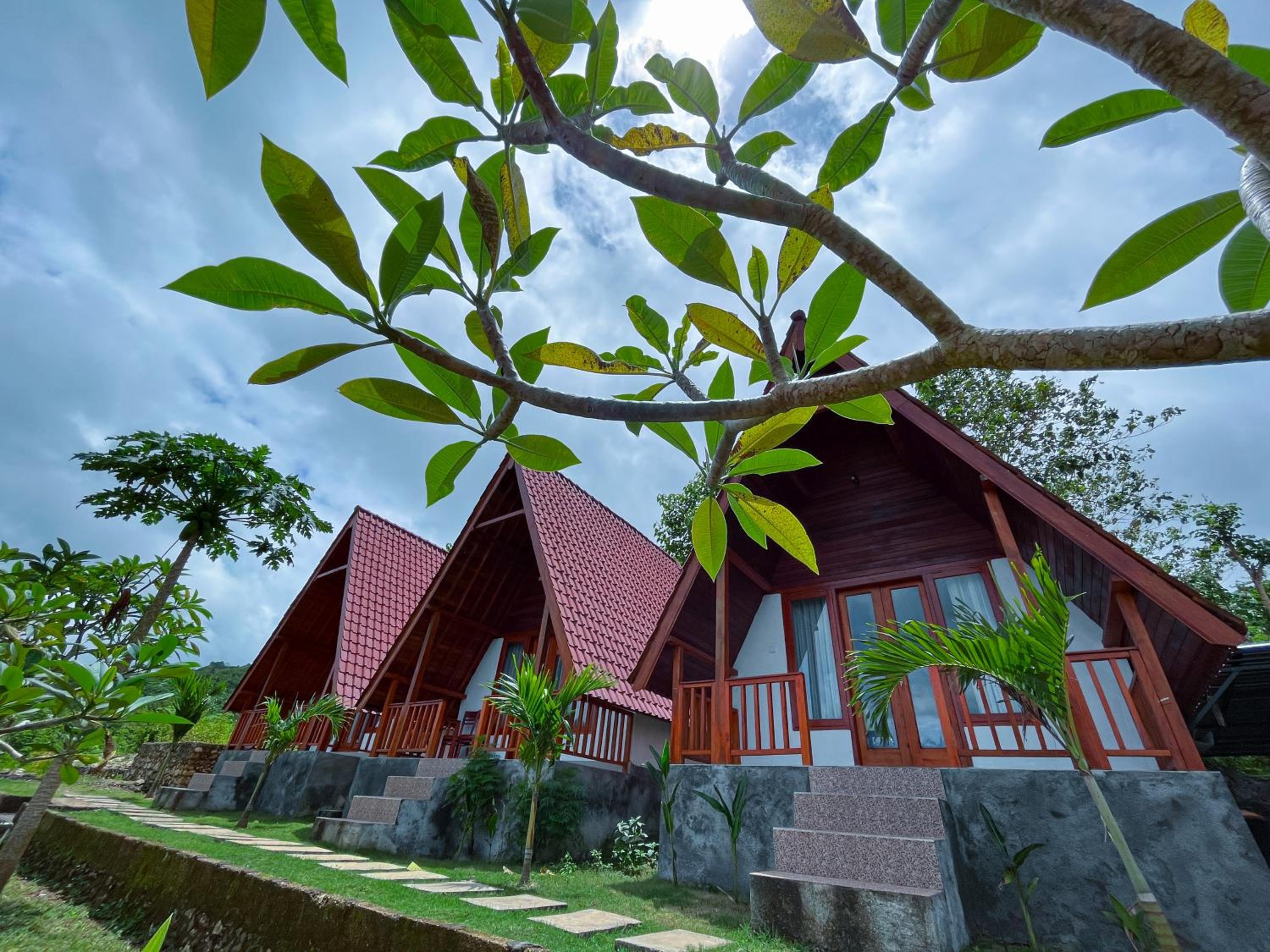 dbelish village & resto view 3