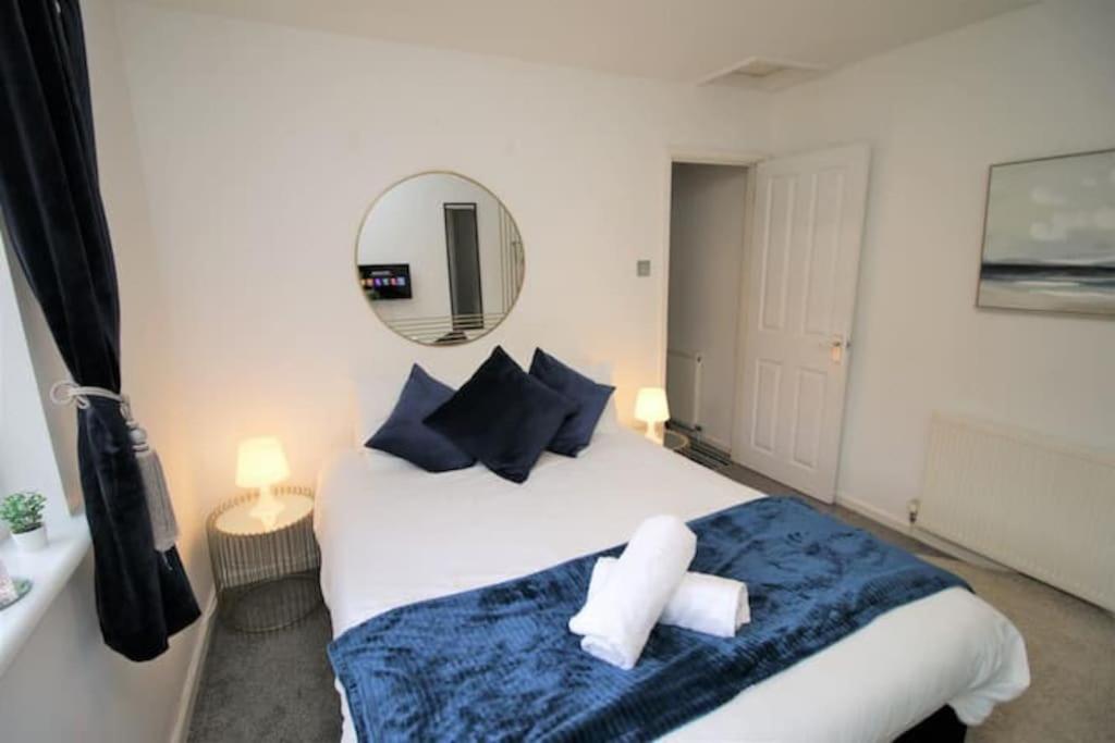 Ty Glas Mews by Property Promise