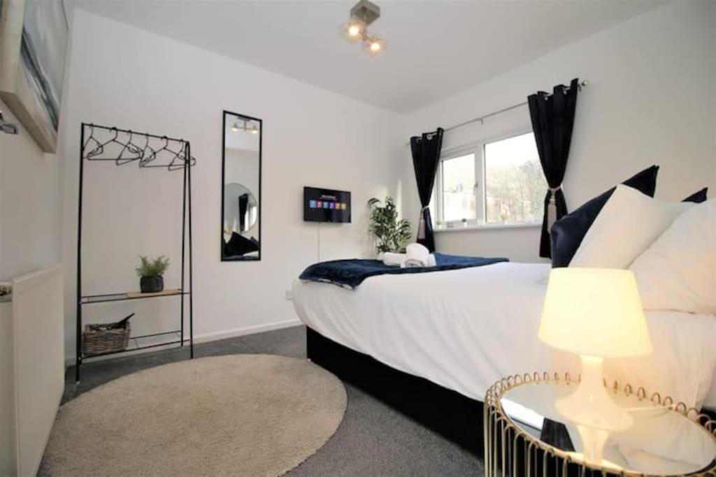 Ty Glas Mews by Property Promise