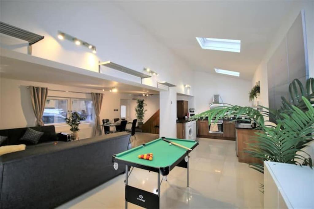 Ty Glas Mews by Property Promise